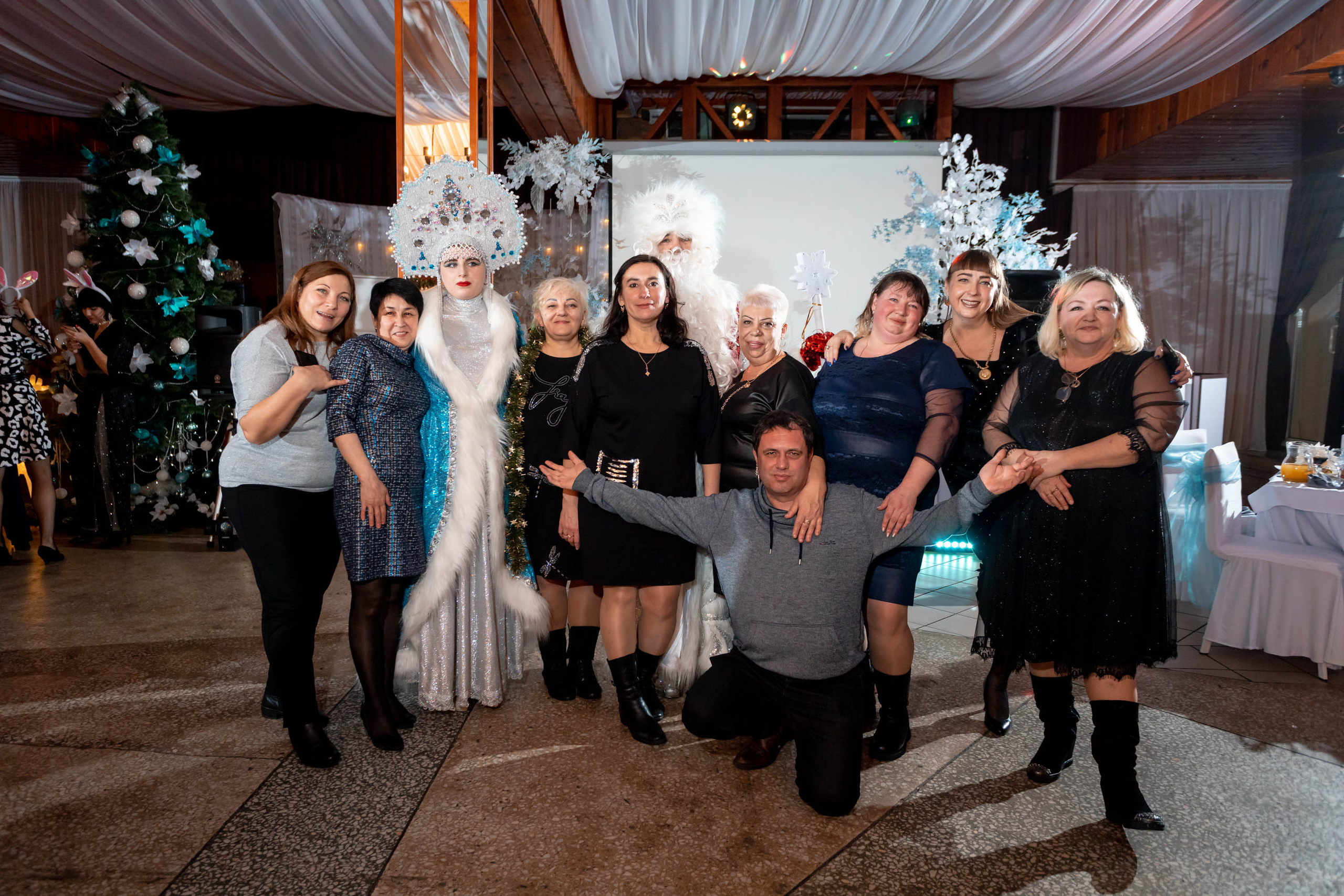 Съемка Новогоднего корпоратива в ресторане Охотник 23.12.2022 г. Свадебный и семейный фотограф в Москве и МО Елена Агапова