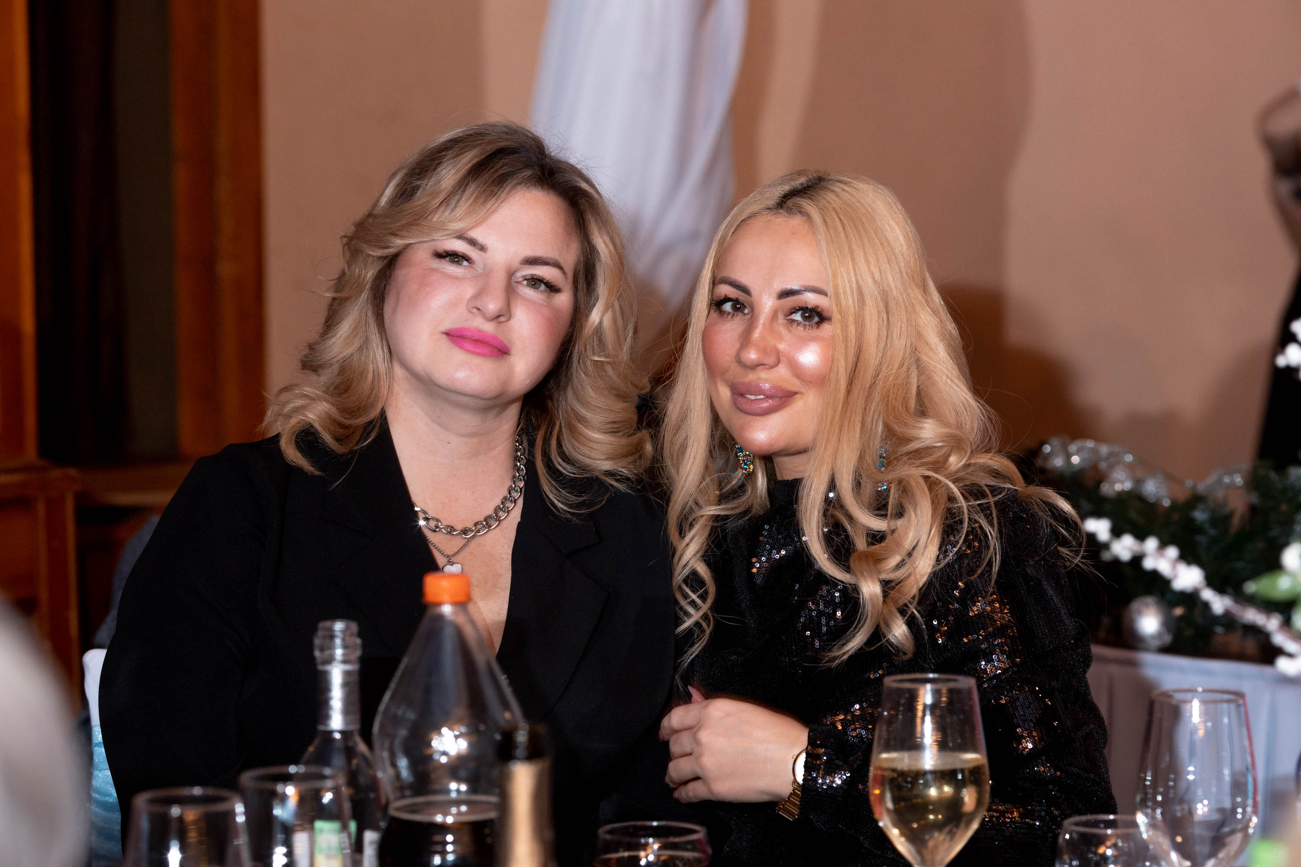 Съемка Новогоднего корпоратива в ресторане Охотник 23.12.2022 г. Свадебный и семейный фотограф в Москве и МО Елена Агапова