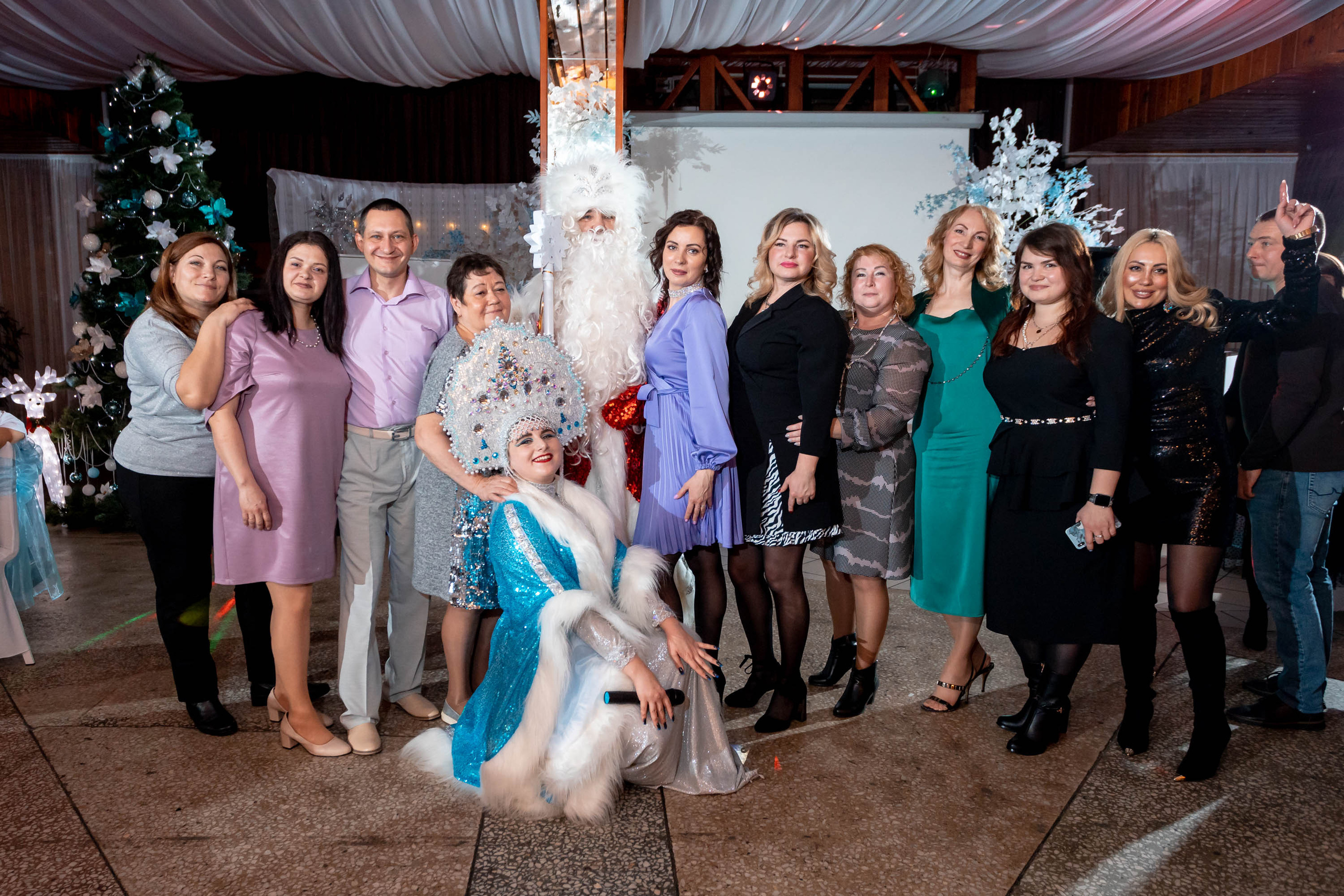 Съемка Новогоднего корпоратива в ресторане Охотник 23.12.2022 г. Свадебный и семейный фотограф в Москве и МО Елена Агапова