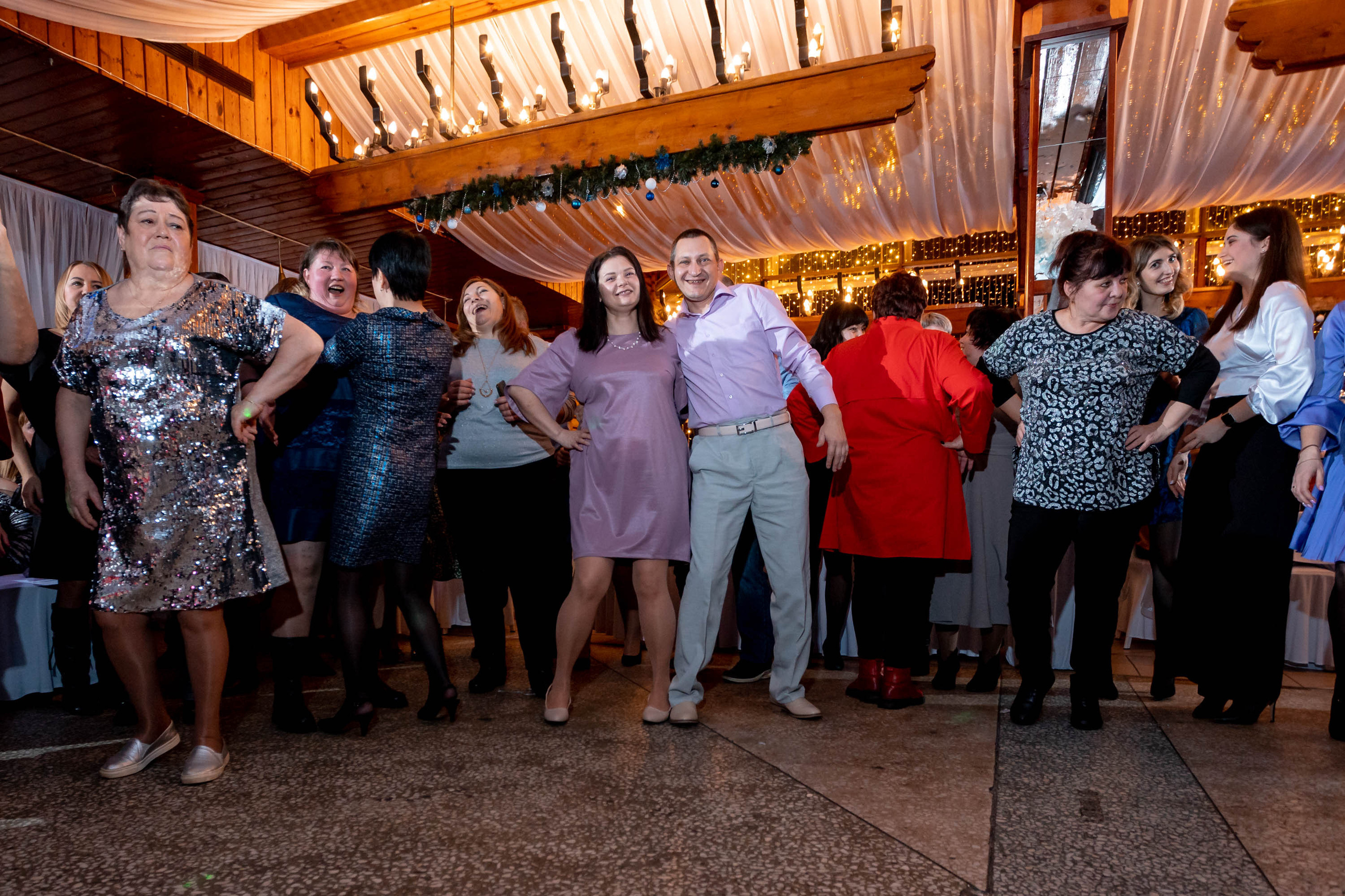 Съемка Новогоднего корпоратива в ресторане Охотник 23.12.2022 г. Свадебный и семейный фотограф в Москве и МО Елена Агапова