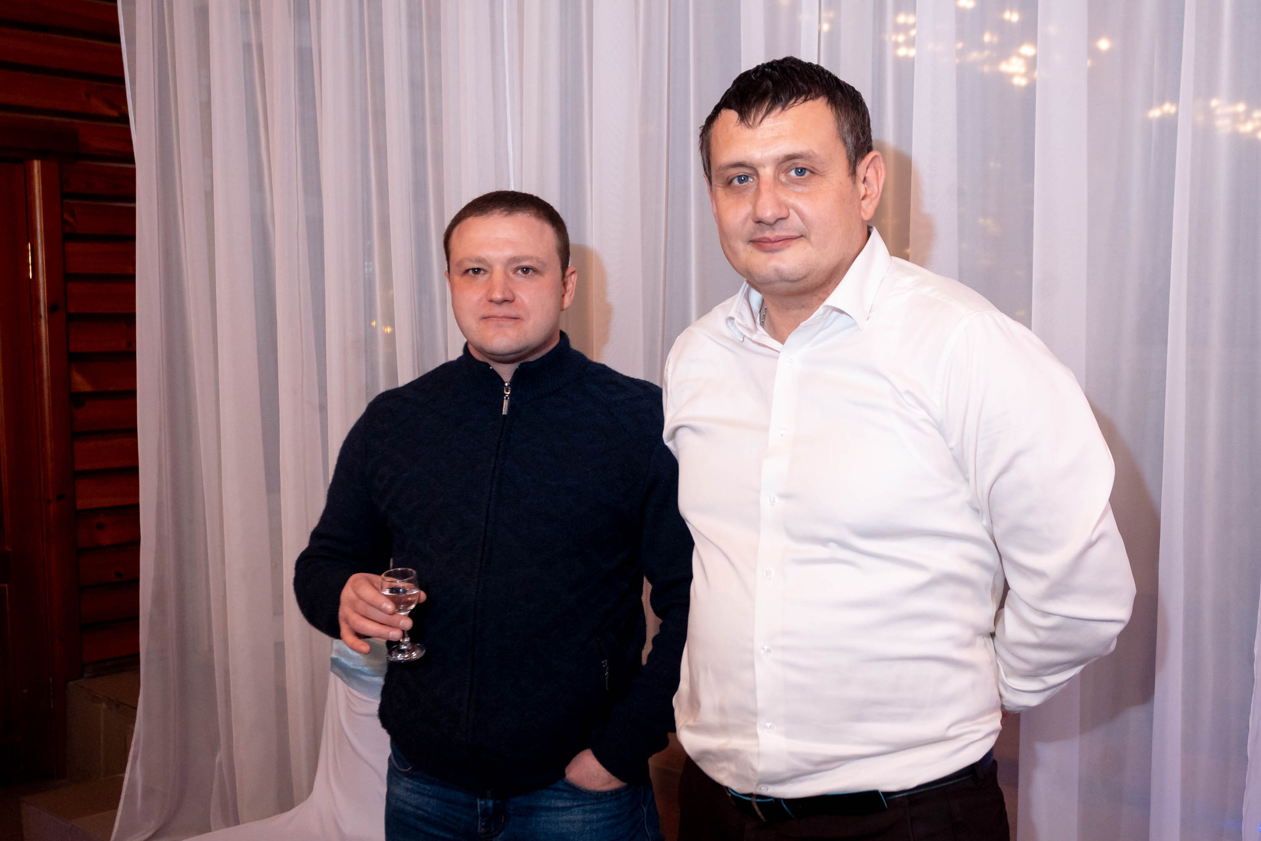 Съемка Новогоднего корпоратива в ресторане Охотник 23.12.2022 г. Свадебный и семейный фотограф в Москве и МО Елена Агапова