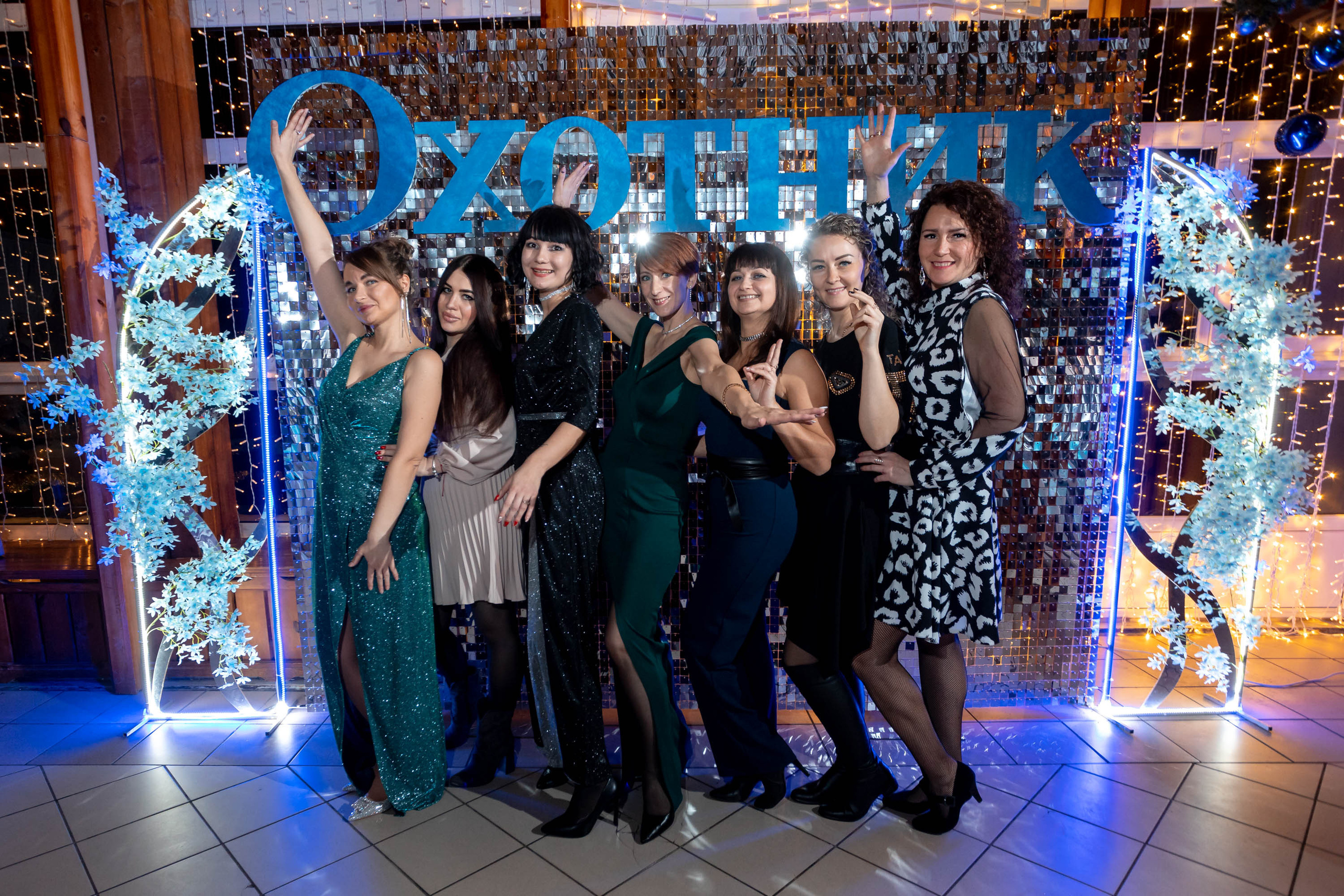 Съемка Новогоднего корпоратива в ресторане Охотник 23.12.2022 г. Свадебный и семейный фотограф в Москве и МО Елена Агапова