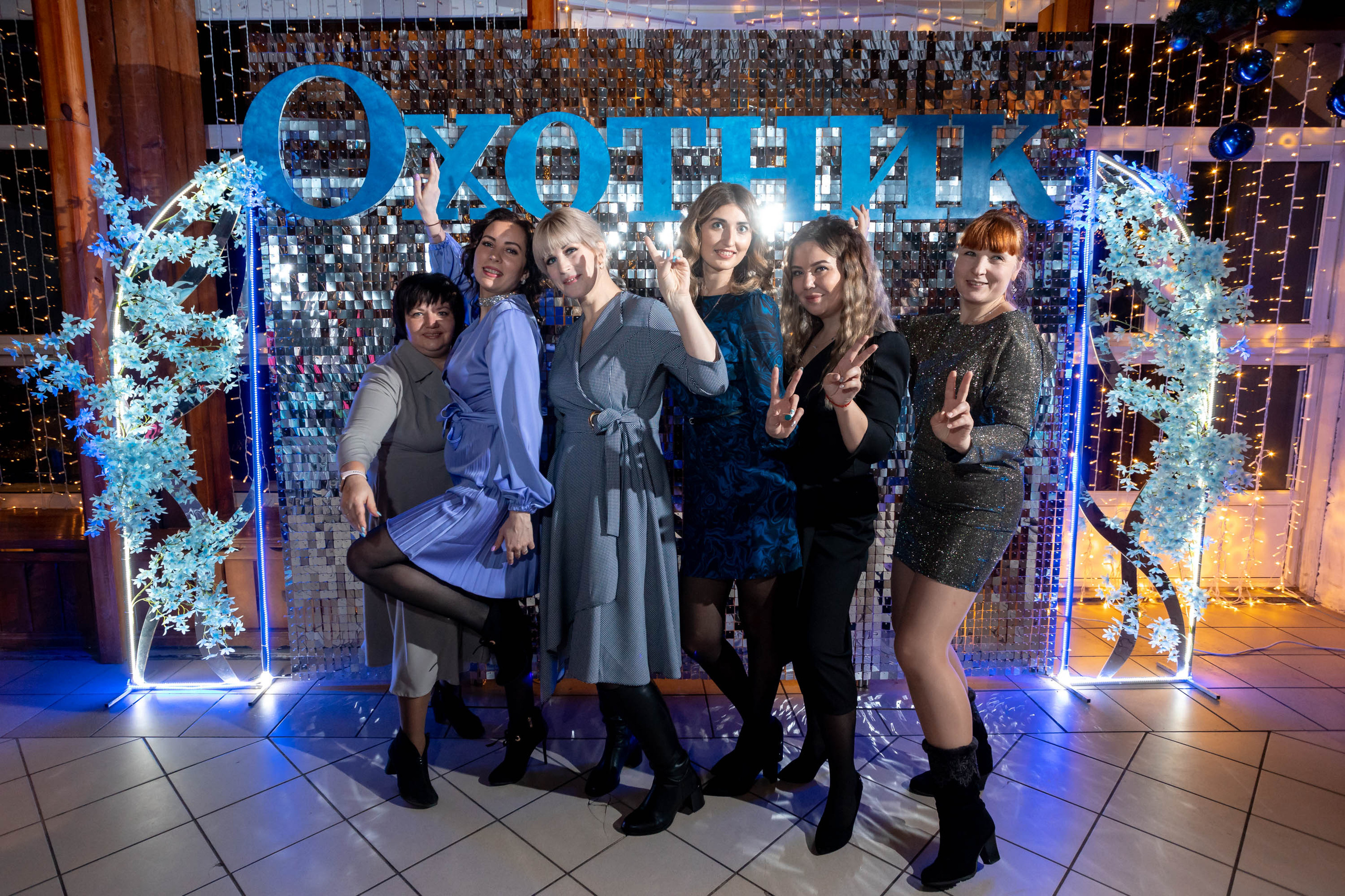 Съемка Новогоднего корпоратива в ресторане Охотник 23.12.2022 г. Свадебный и семейный фотограф в Москве и МО Елена Агапова