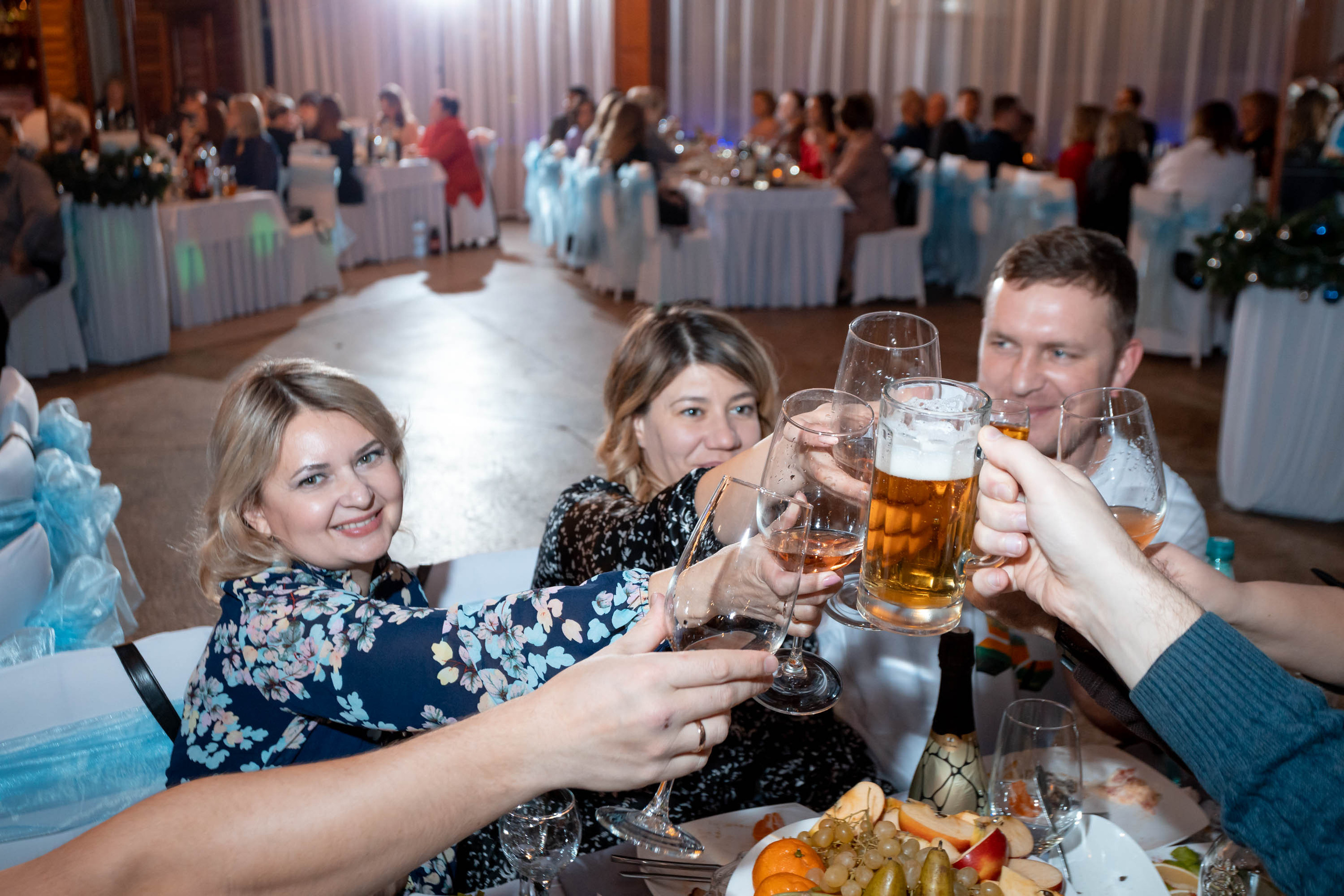 Съемка Новогоднего корпоратива в ресторане Охотник 23.12.2022 г. Свадебный и семейный фотограф в Москве и МО Елена Агапова