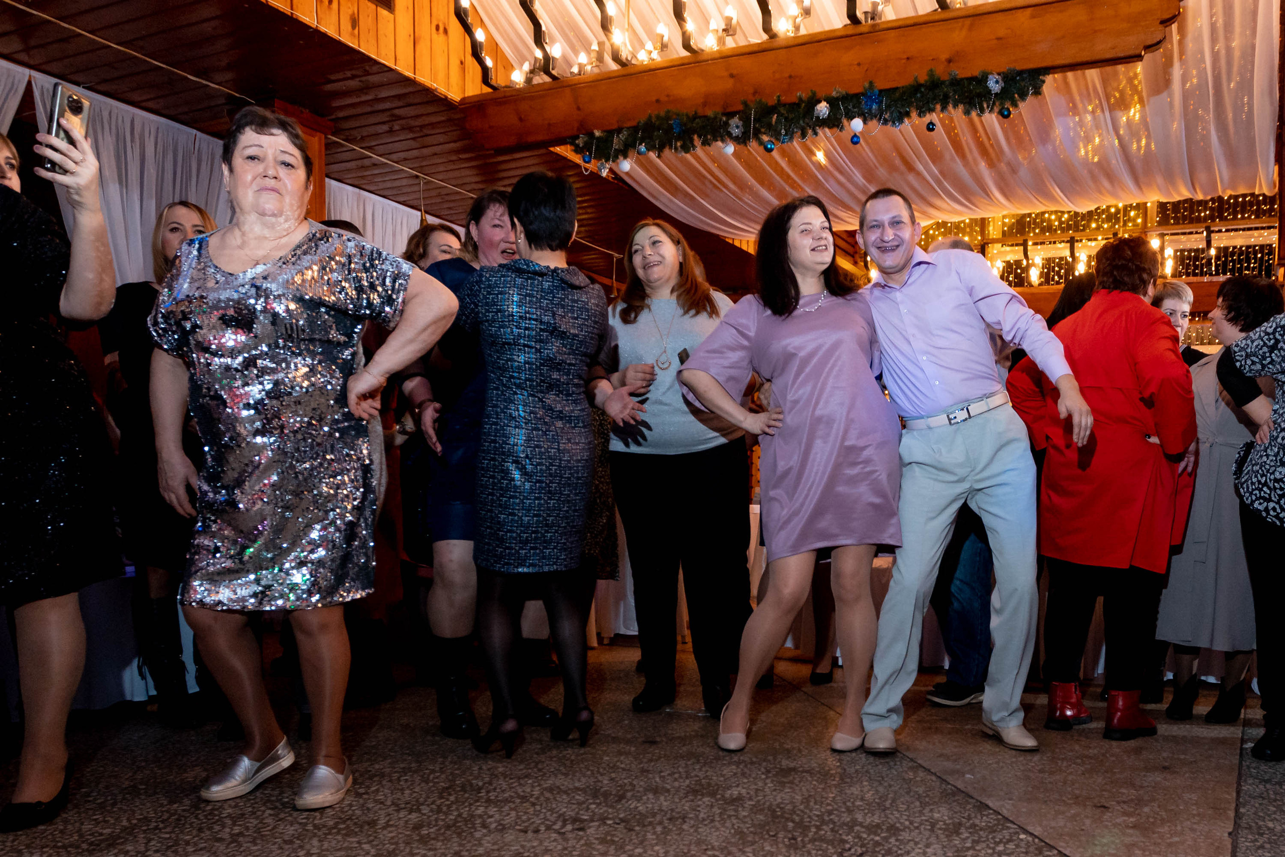 Съемка Новогоднего корпоратива в ресторане Охотник 23.12.2022 г. Свадебный и семейный фотограф в Москве и МО Елена Агапова