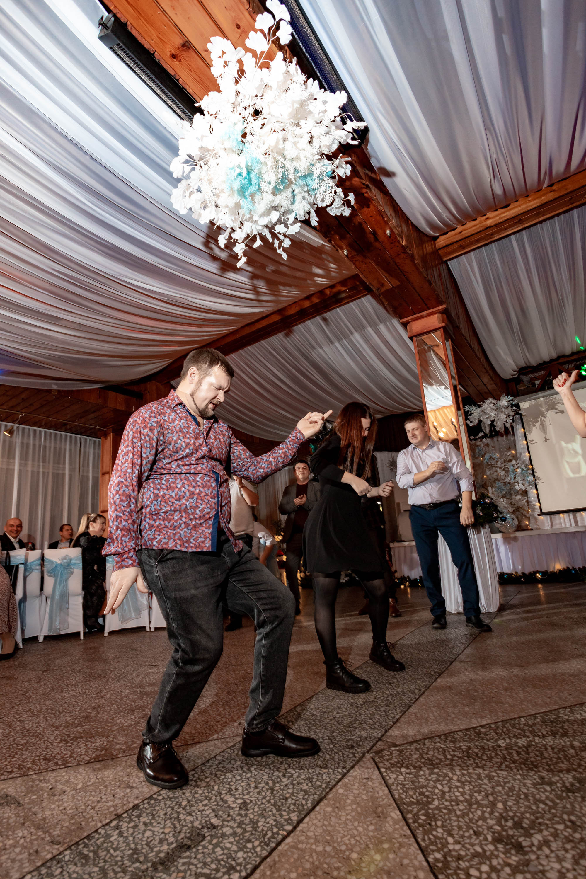 Съемка Новогоднего корпоратива в ресторане Охотник 23.12.2022 г. Свадебный и семейный фотограф в Москве и МО Елена Агапова