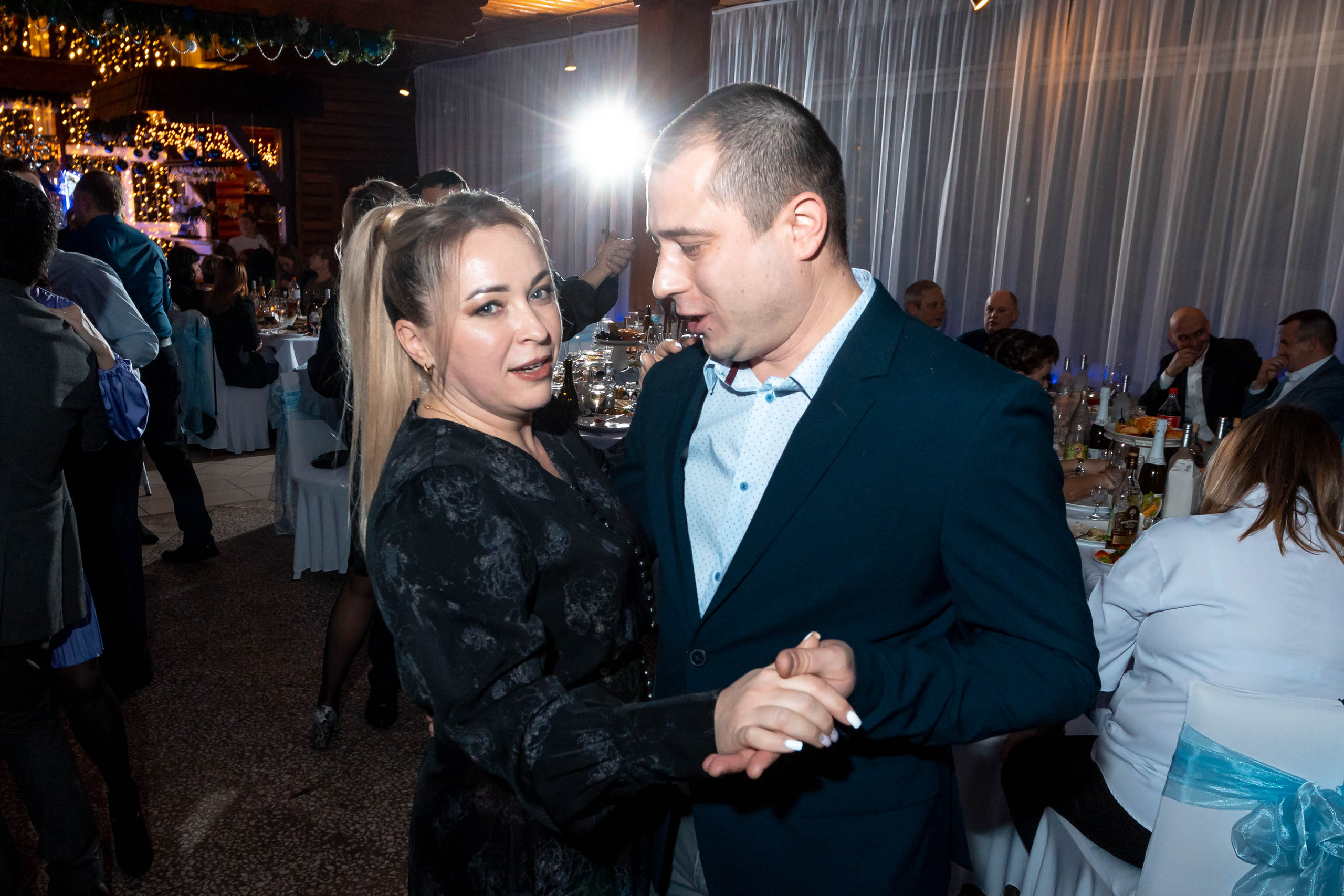 Съемка Новогоднего корпоратива в ресторане Охотник 23.12.2022 г. Свадебный и семейный фотограф в Москве и МО Елена Агапова