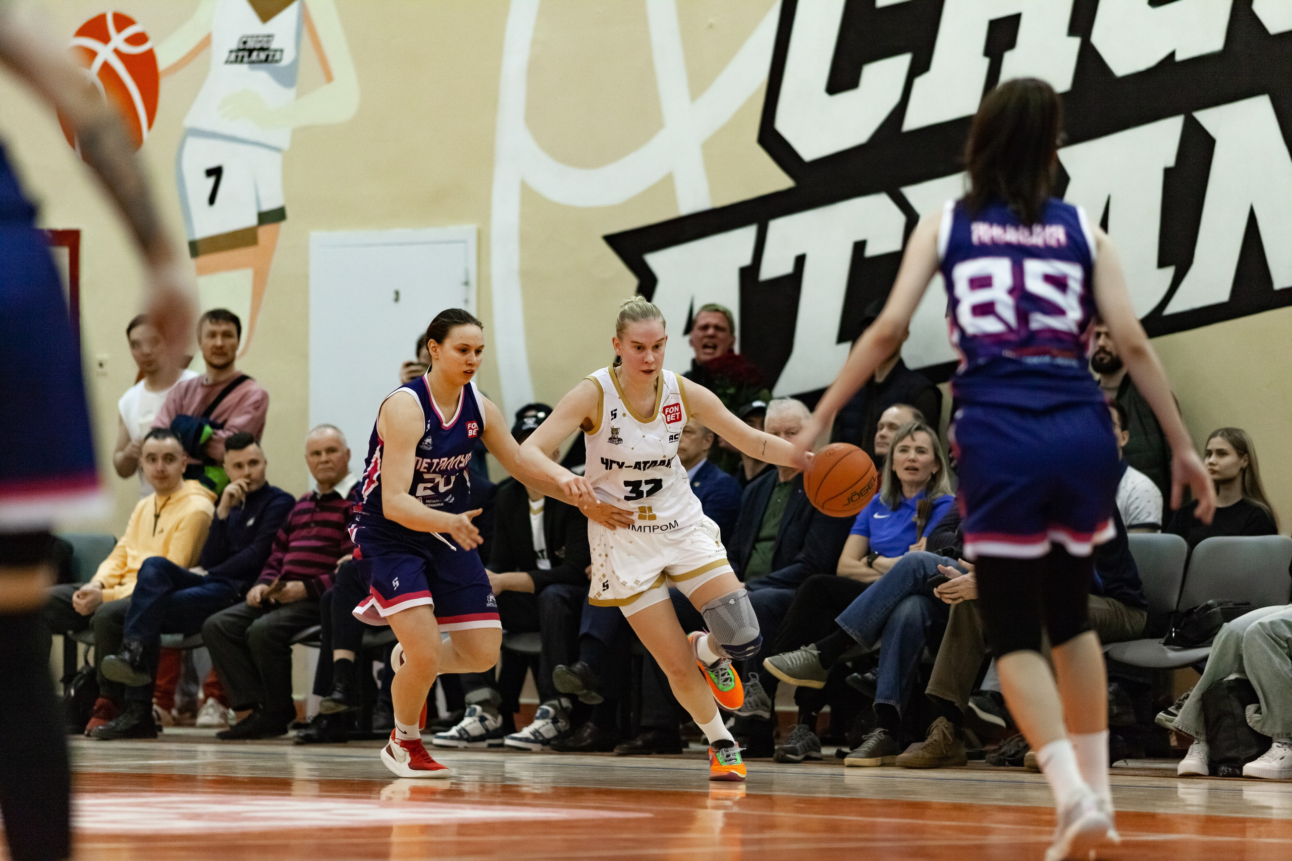 ЧГУ-Атланта — Металлург. Фотография