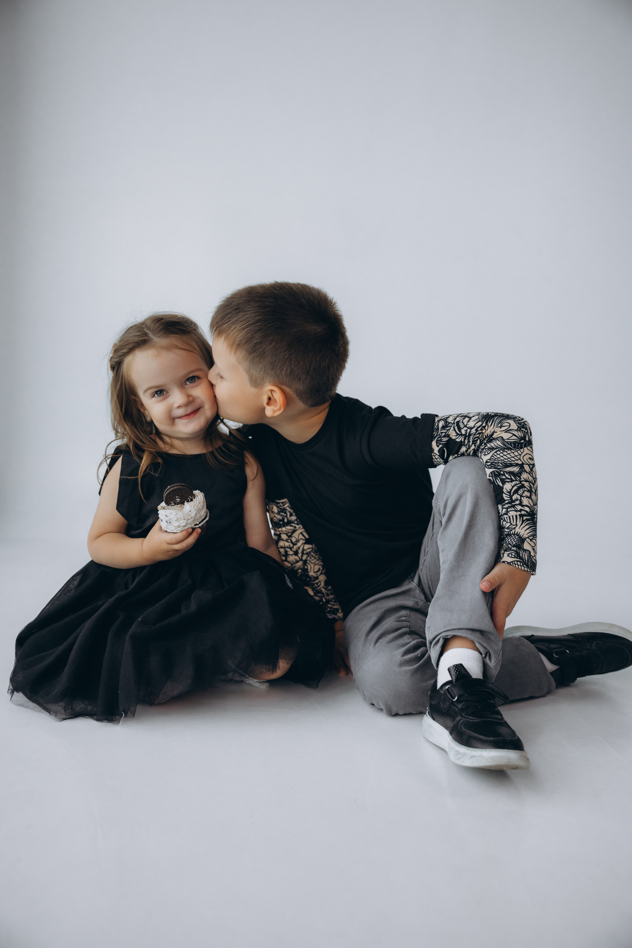 В студии ко дню рождения. Свадебный, семейный фотограф в Иркутске Светлана Макаричева