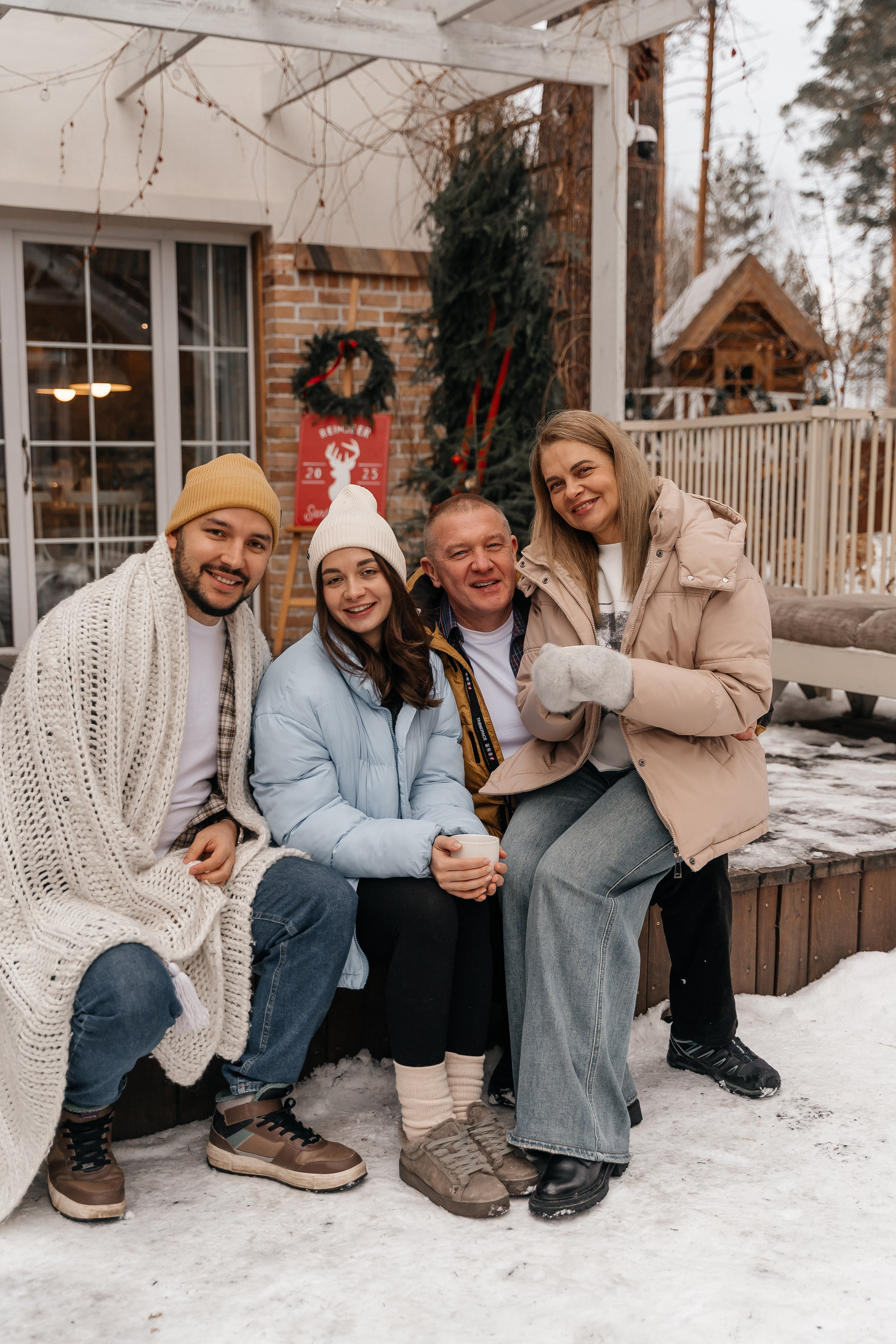 В кругу большой семьи. Волик Мария
