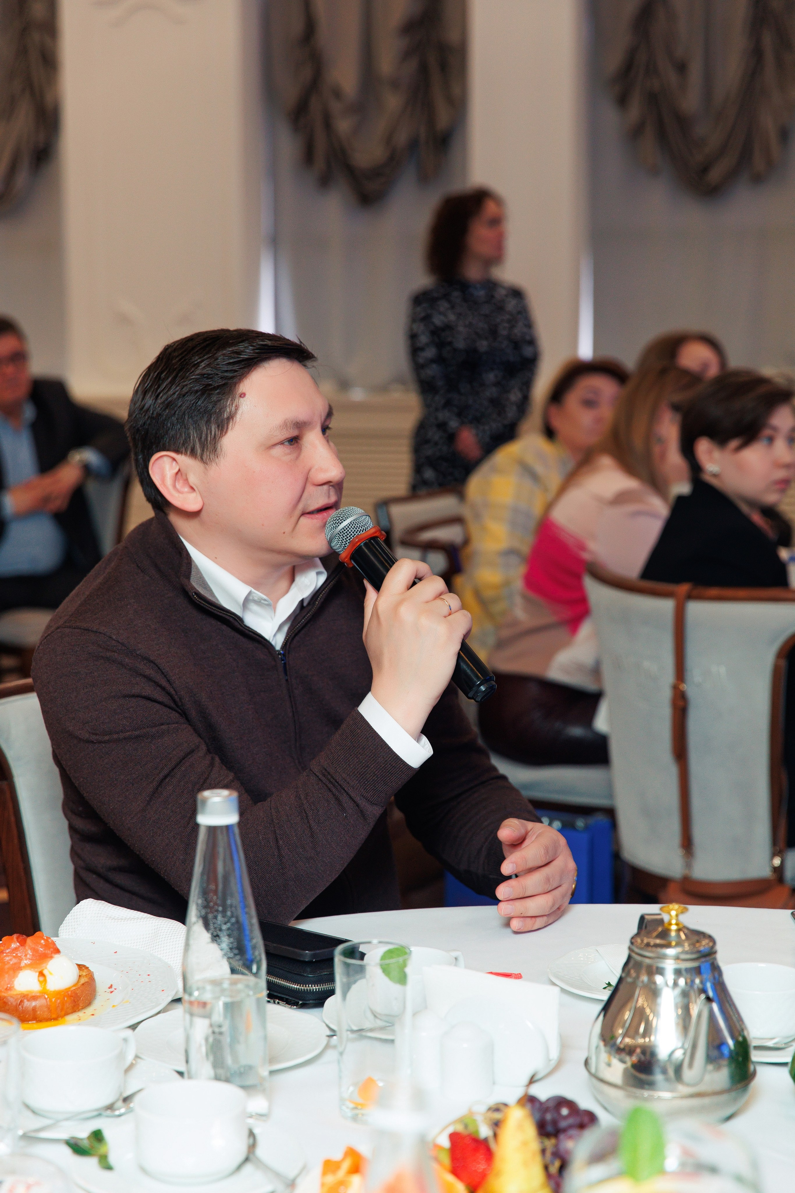 Бизнес-завтрак от Газпромбанка. Репортажный и свадебный фотограф в Уфе Павел Кожевников
