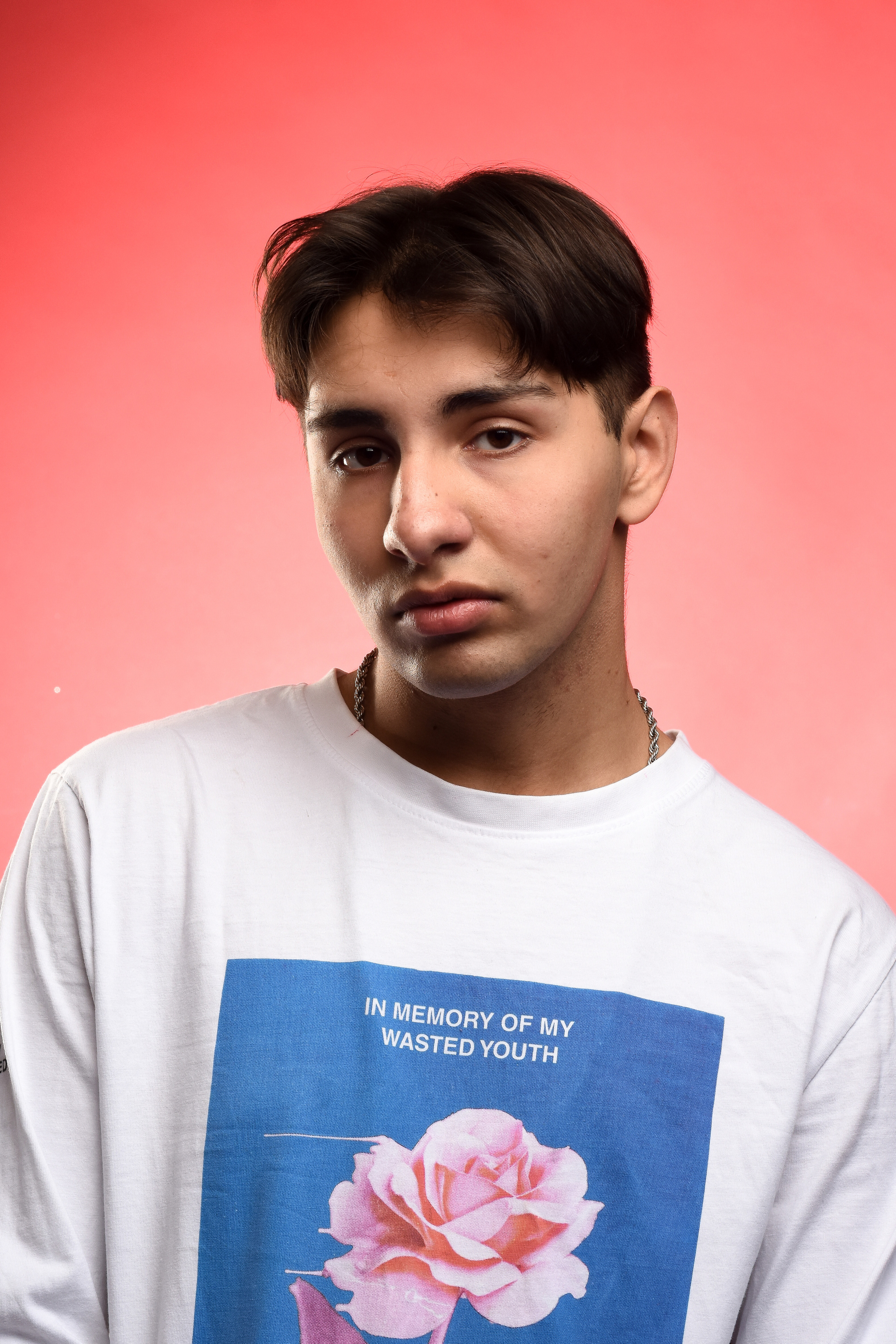 Фотосъёмка на цветных фонах