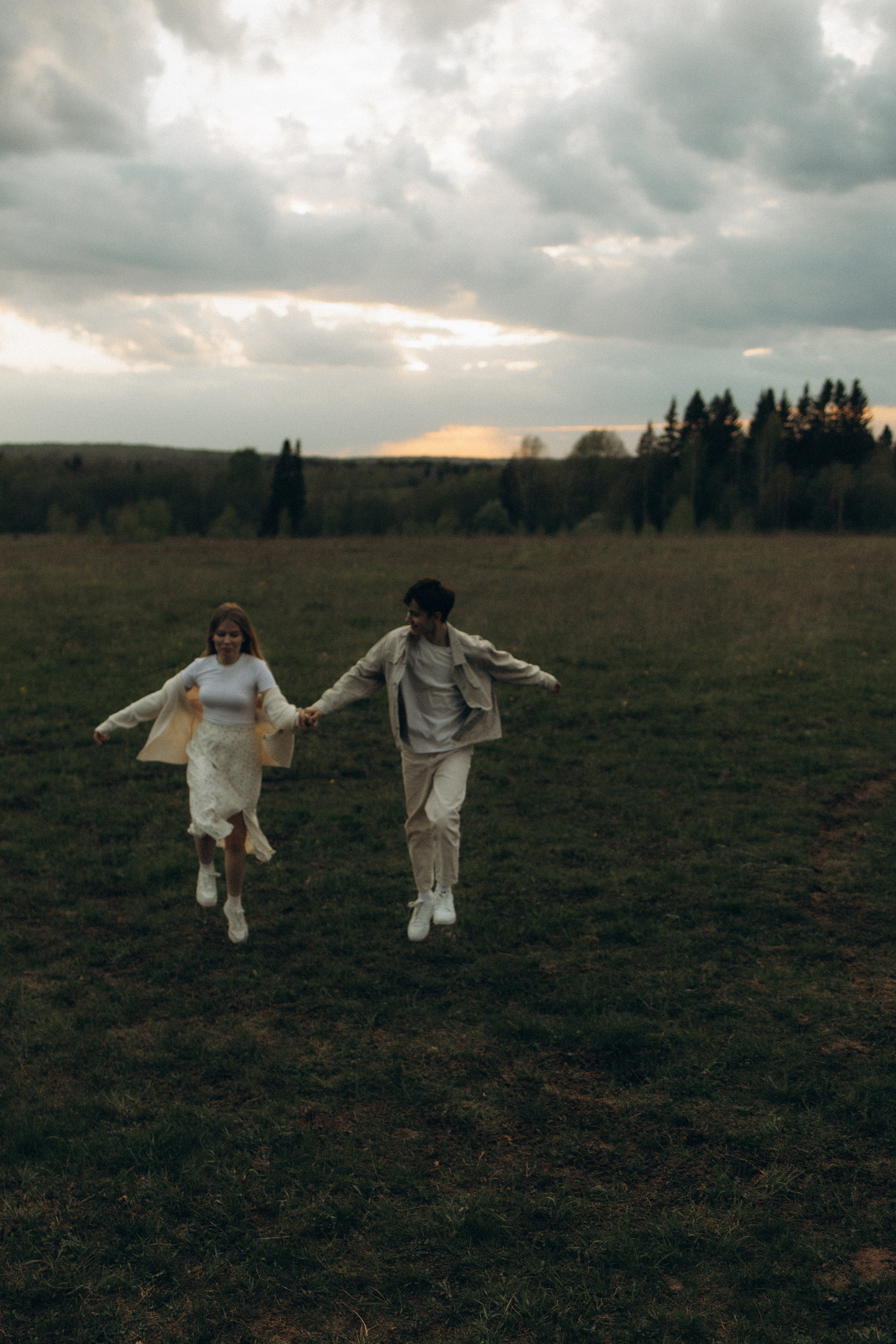 Лавстори ~300-летняя сосна~. Семейный фотограф в Ижевске Даша Денисова