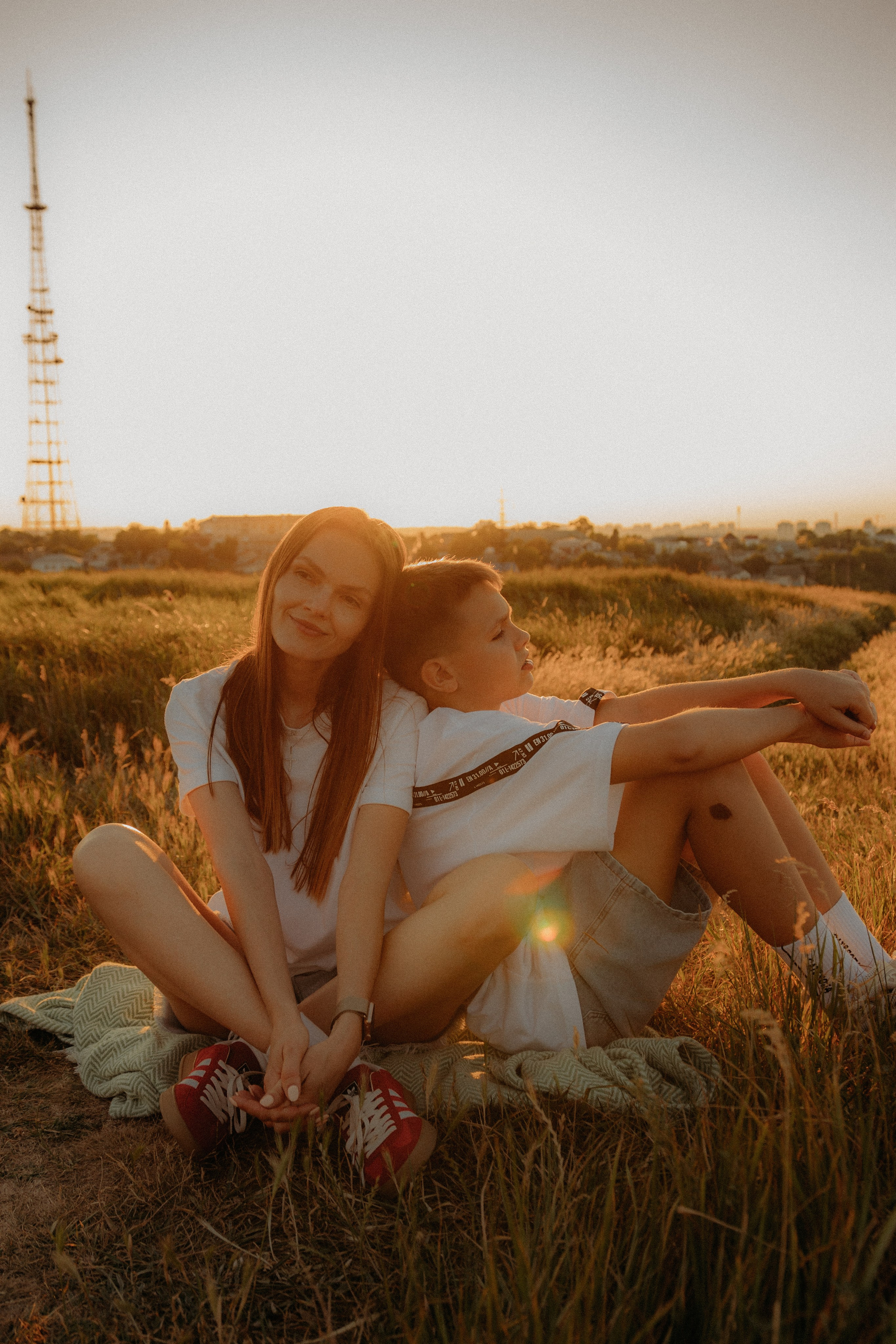 «Зажигать для тебя маяки». Условия и стоимость