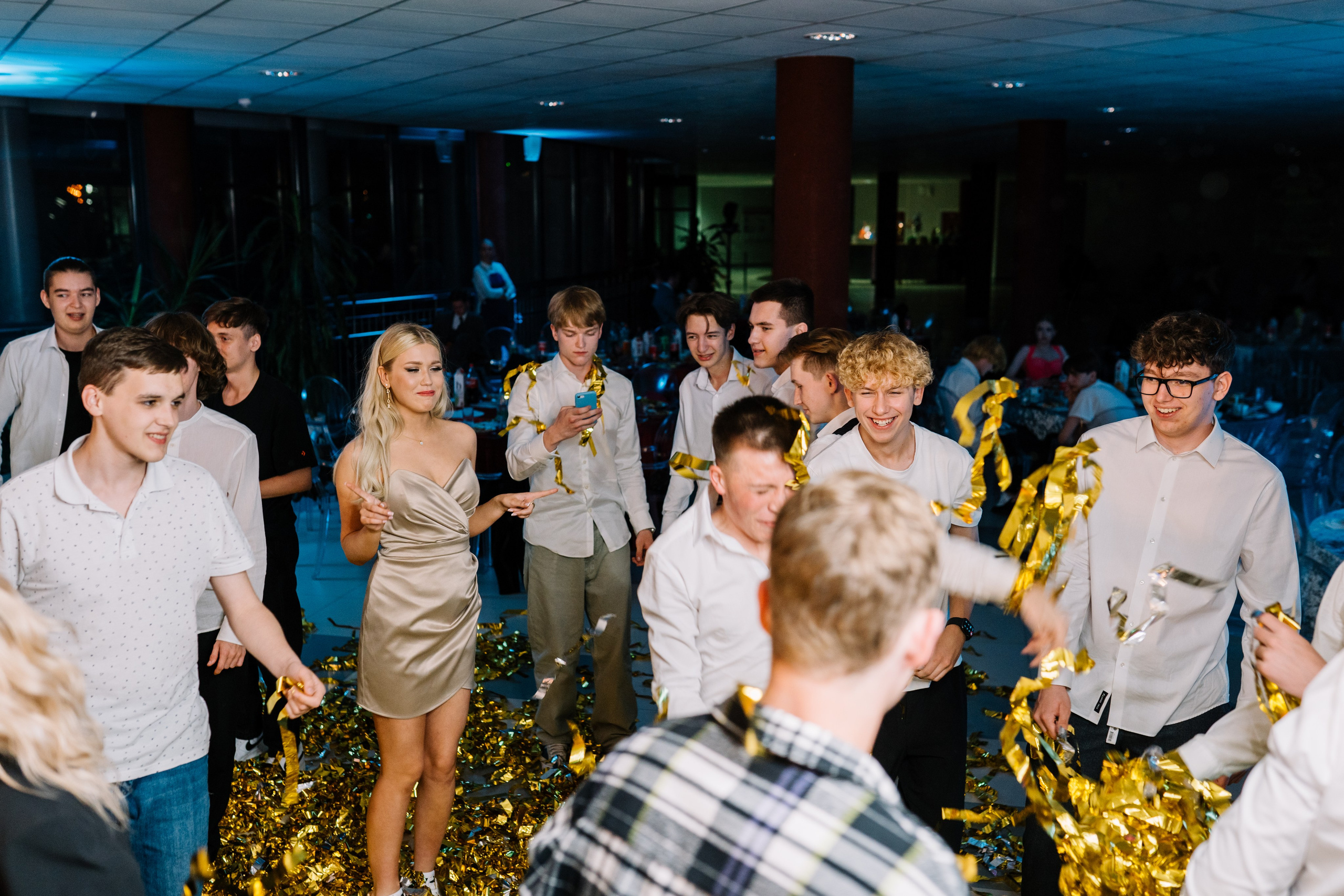 Выпускной 61 школа