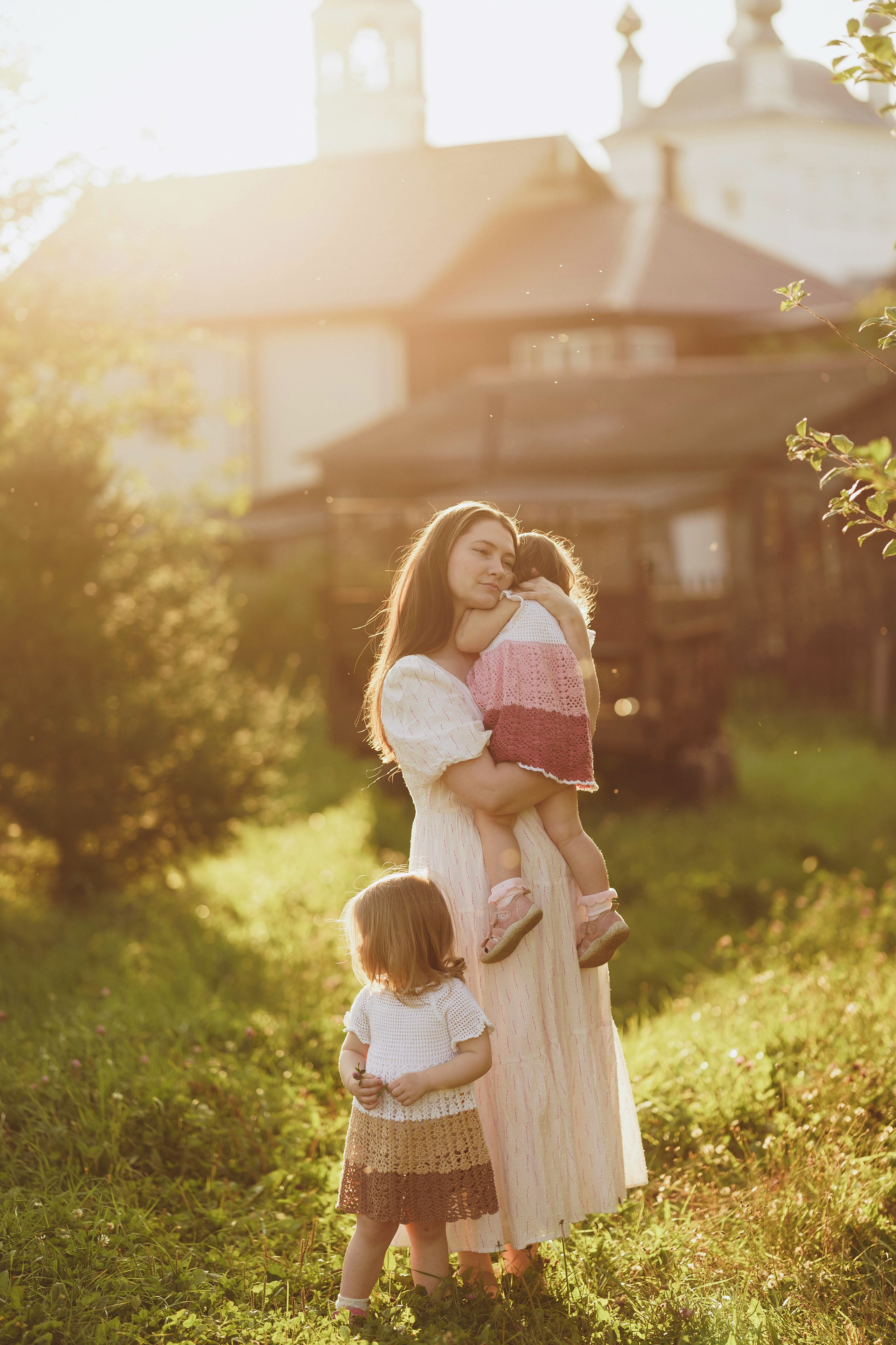Мама с двойняшками, Костромская область. Наталья Дукалова фотограф Щелково Королев Пушкино Москва Балашиха