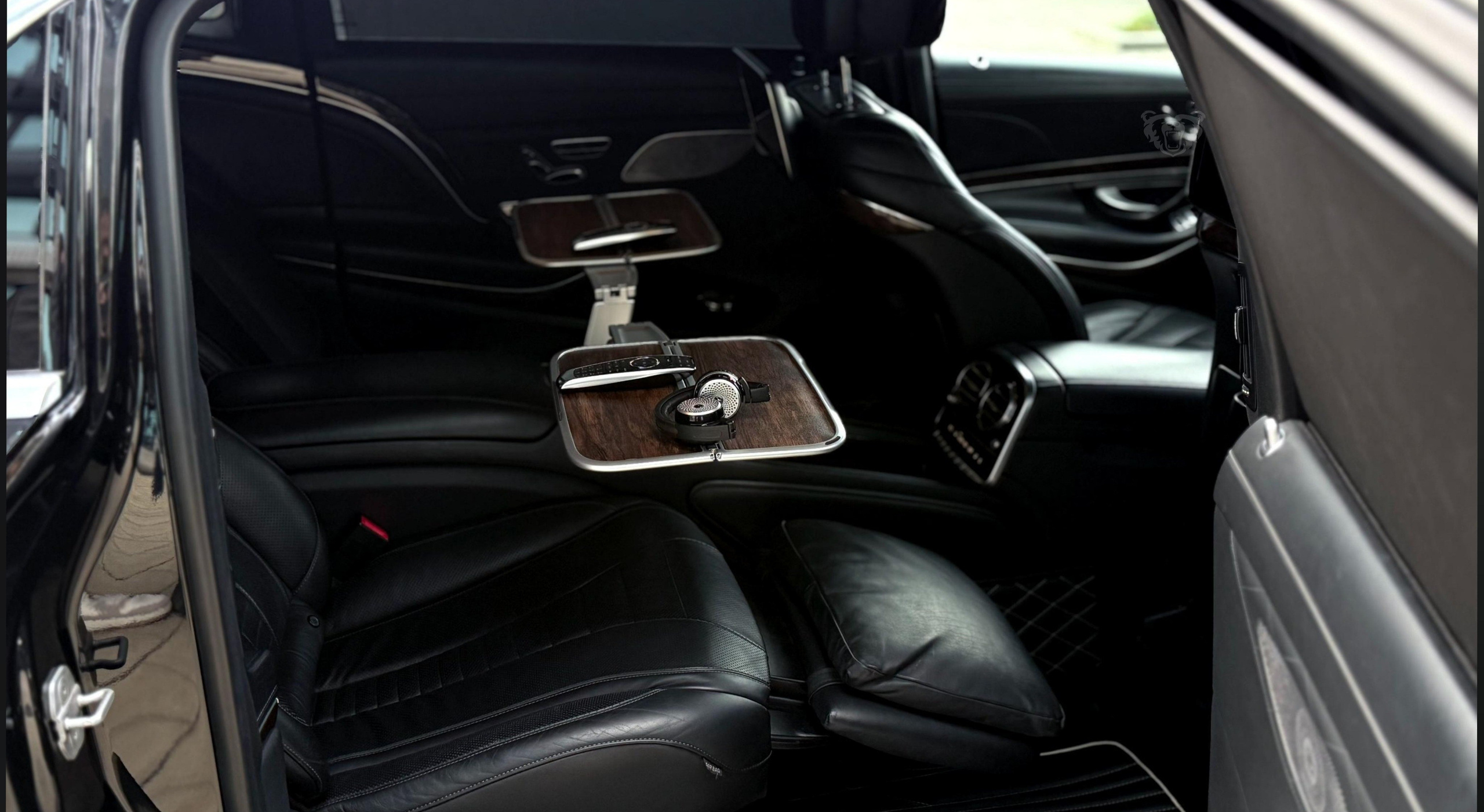 Услуги. Аренда премиум автомобилей в Астрахани