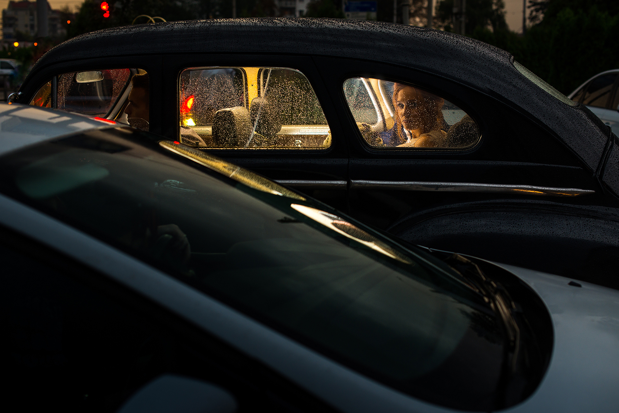 Свадебная съемка с ретро автомобилем. Свадебный фотограф Краснодар Олег Олеарт — Краснодар, Москва, Сочи