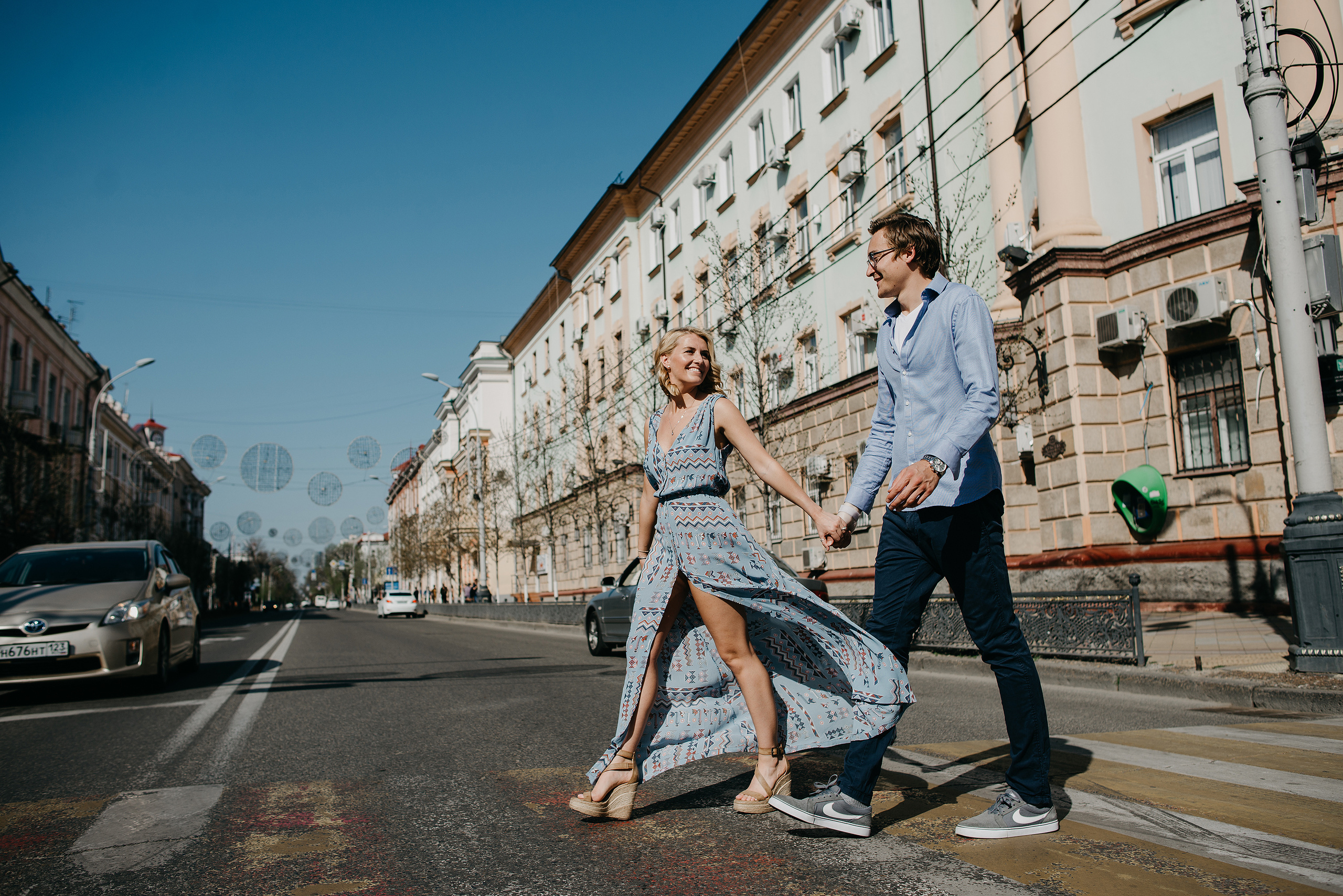 Свадебная съемка на улицах города Краснодар. Свадебный фотограф Краснодар Олег Олеарт — Краснодар, Москва, Сочи