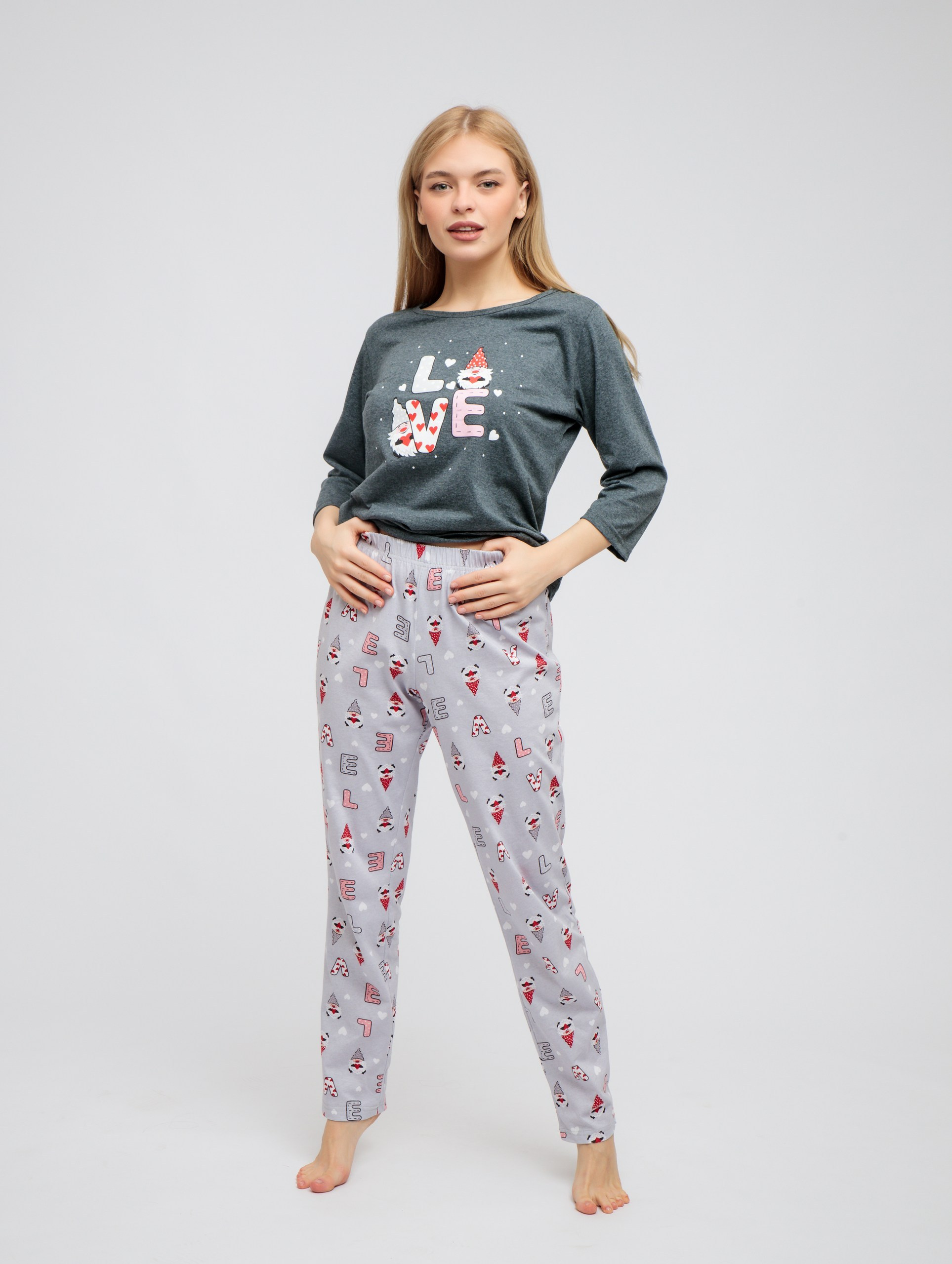 Съемка взрослой одежды на модели сайтов, маркетплейсов, WB, Ozon, Яндекс Маркет и др. Студия коммерческой съемки ХВОЯ