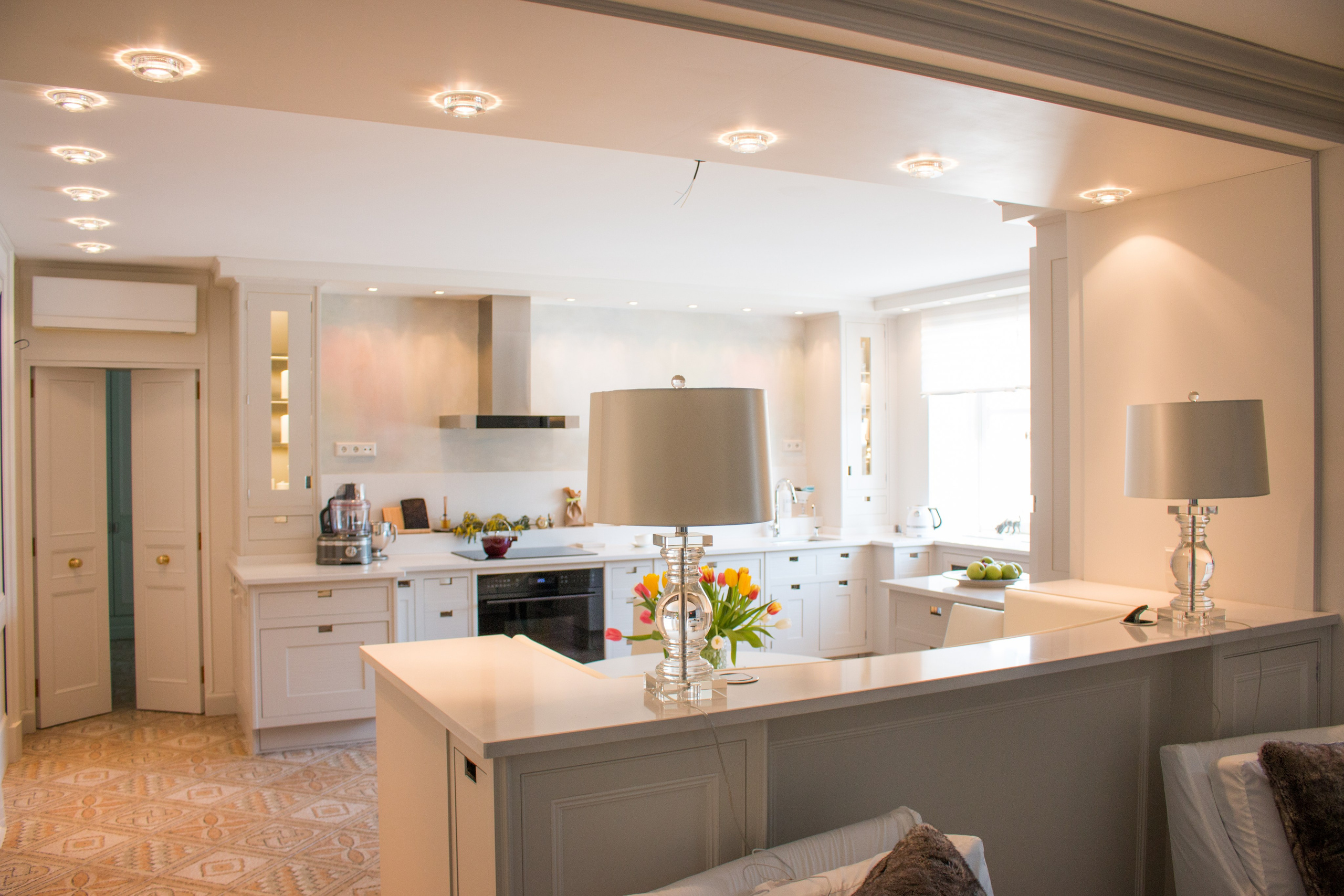 Творческий интерьер. Английская и американская брендовая мебель. Ручная покраска мебели. Интерьерный дизайнер и художник. Локация в г. Екатеринбурге беру проекты в разных странах