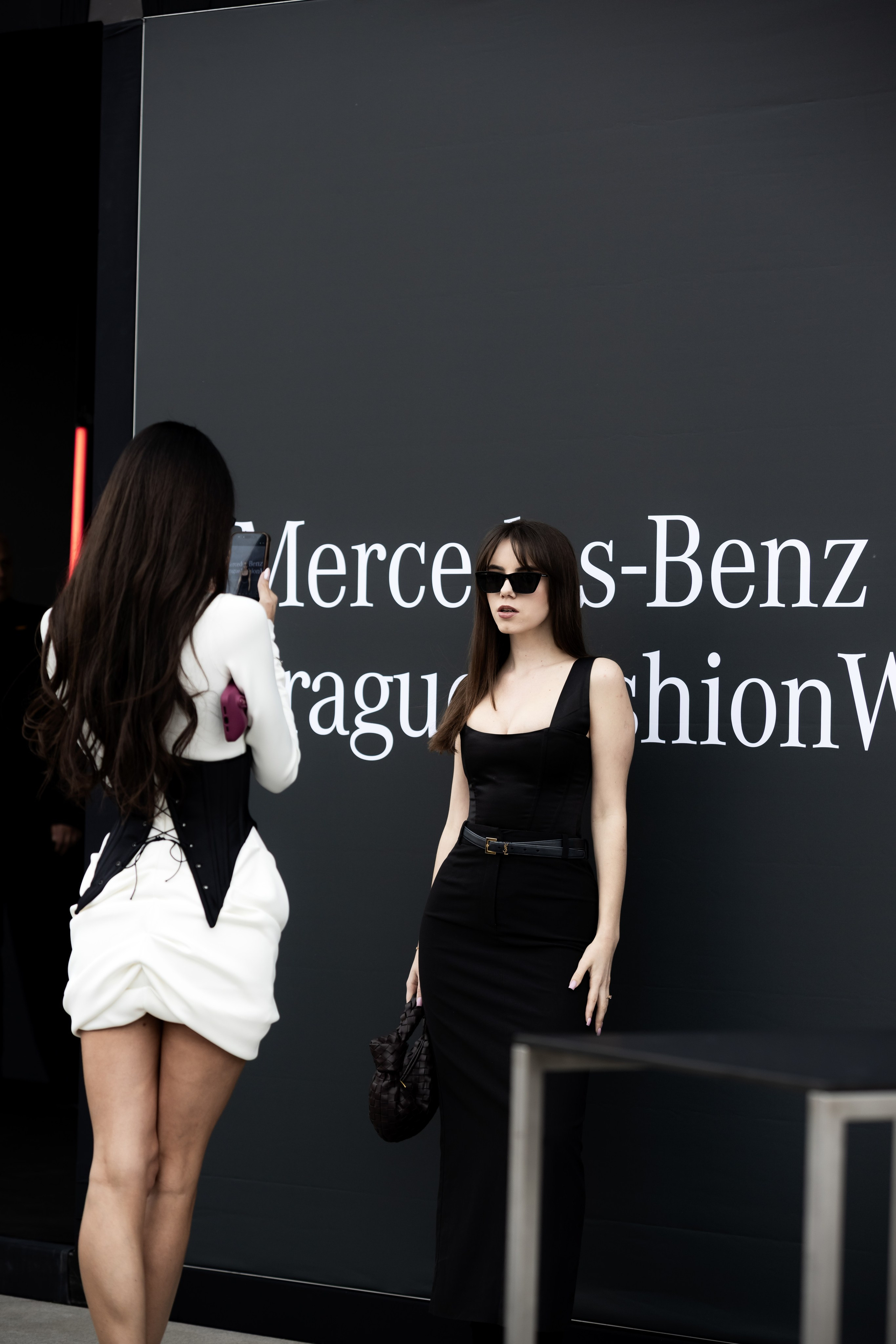 Mercedes-Benz Prague Fashion Week 2026 | Street-style. Photographer in Prague Alexander Pivovarov