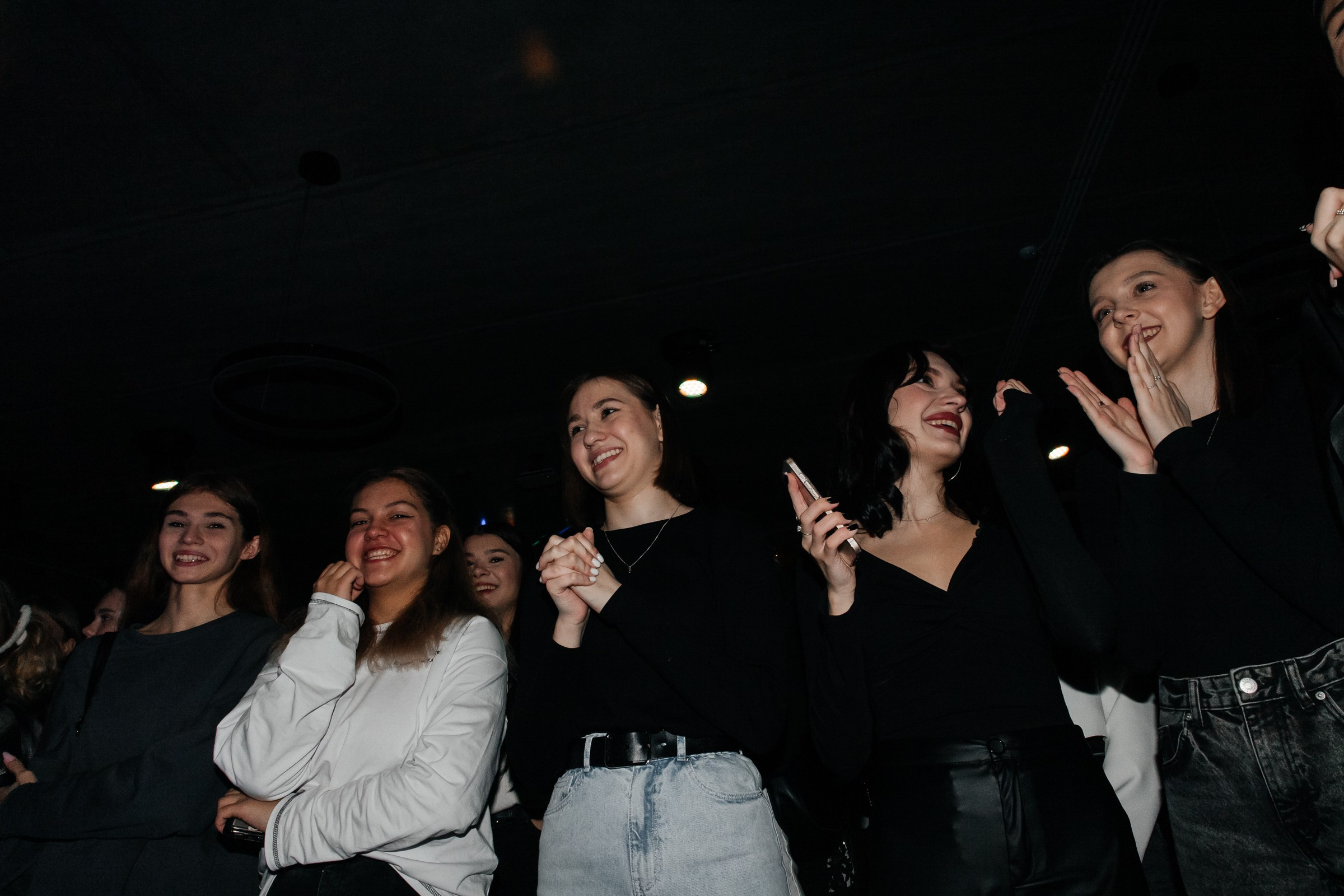 Первый сольник группы СНИМКИ. Свадебный и репортажный фотограф в Новосибирске Федор Гладков