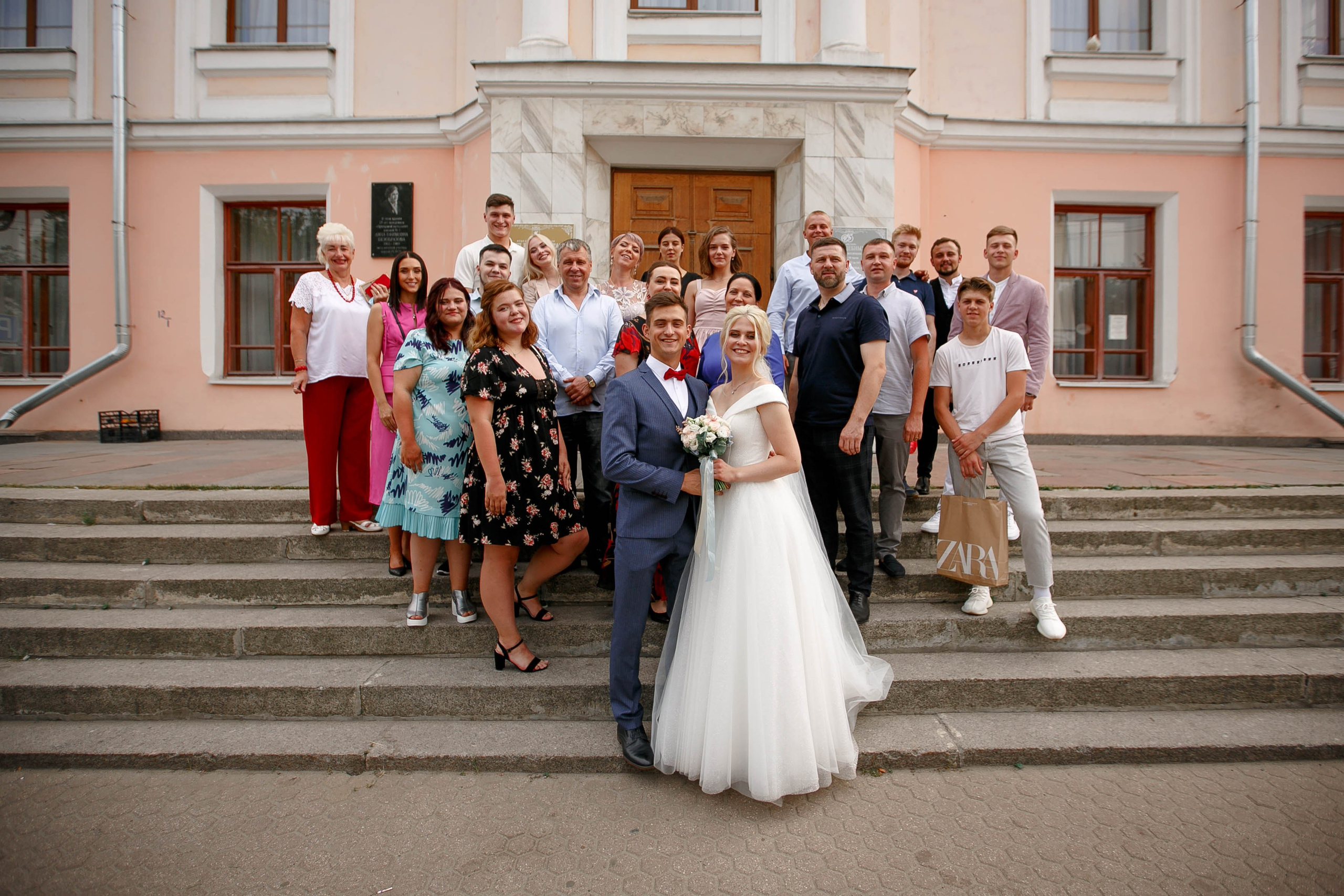 Загс и фотопрогулка. Ваш репортажный фотограф Артемий Антонов
