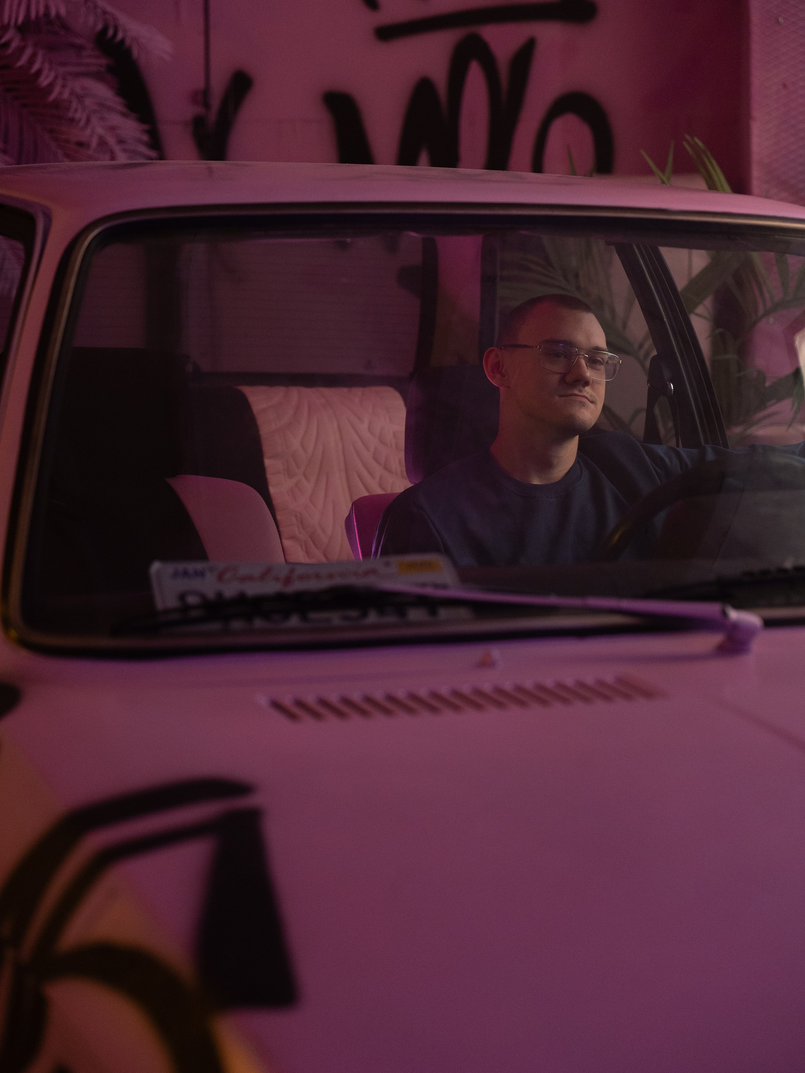 LoveStory с машиной в Москве. Свадебный фотограф Москва Вязьма и Смоленская область Анна Мазурова