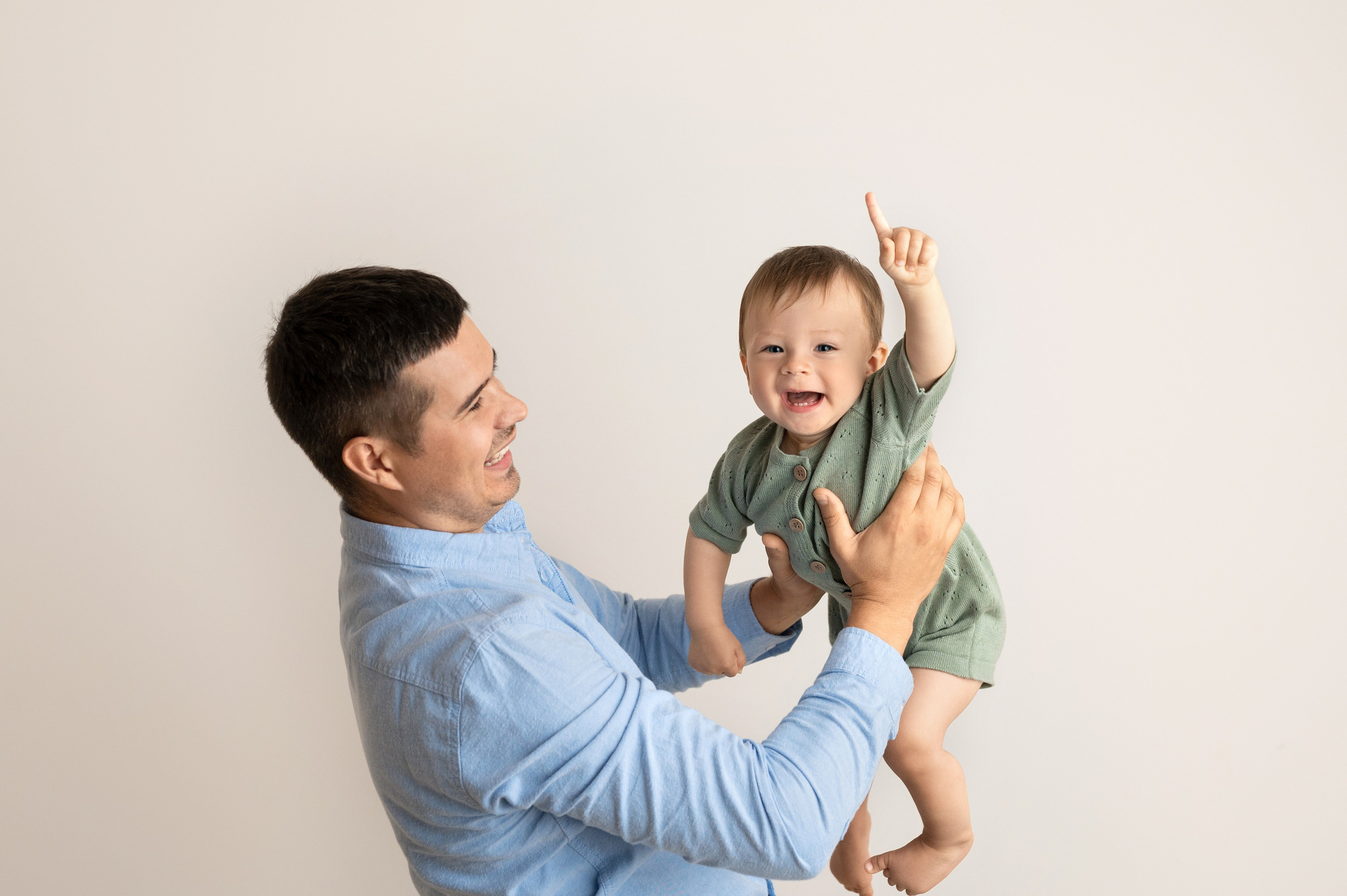 Фотограф новорожденных и малышей в Тюмени Ирина Ляховец