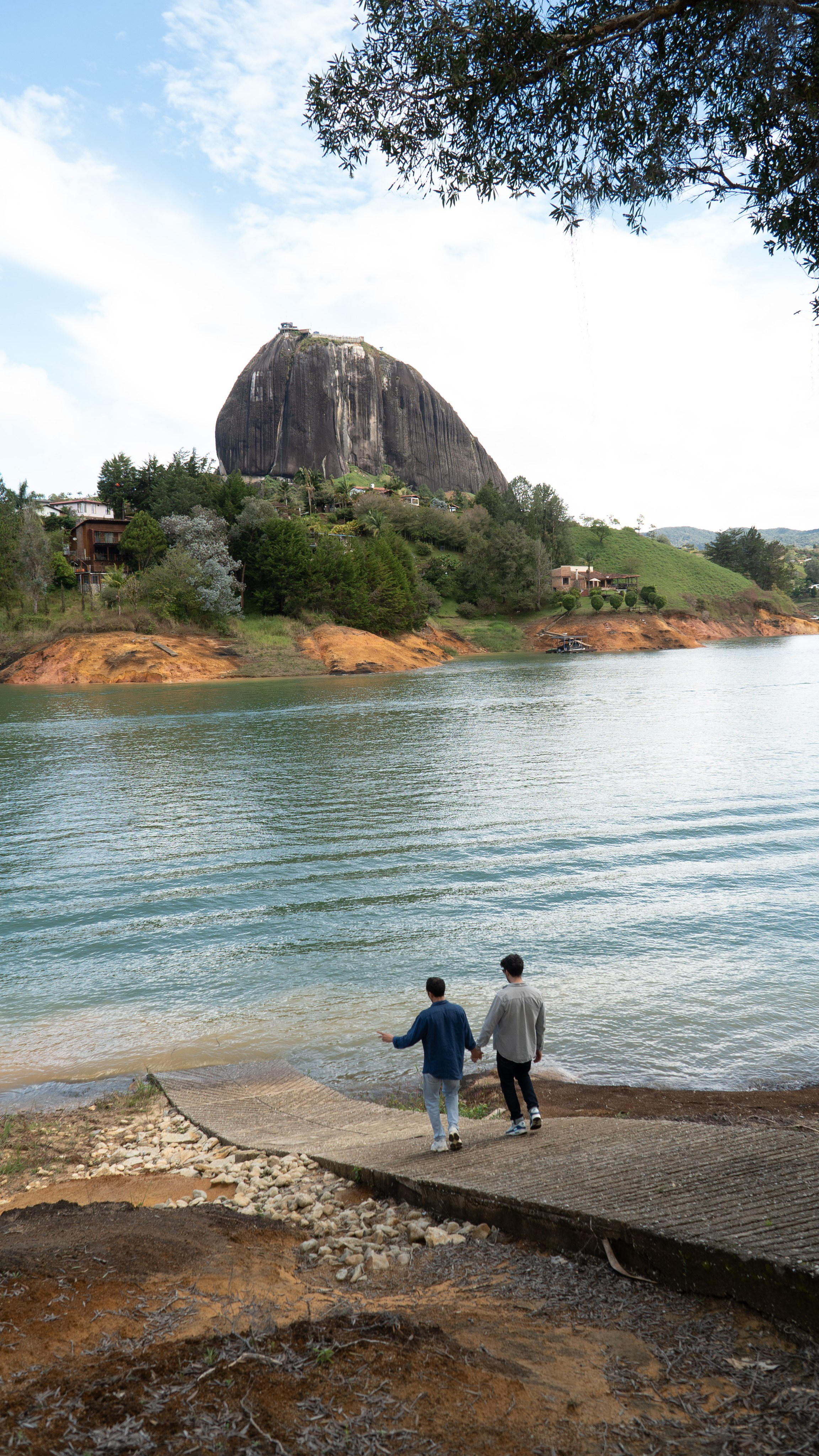 Guatape full. Wedding Photographer in Barcelona and Medellin