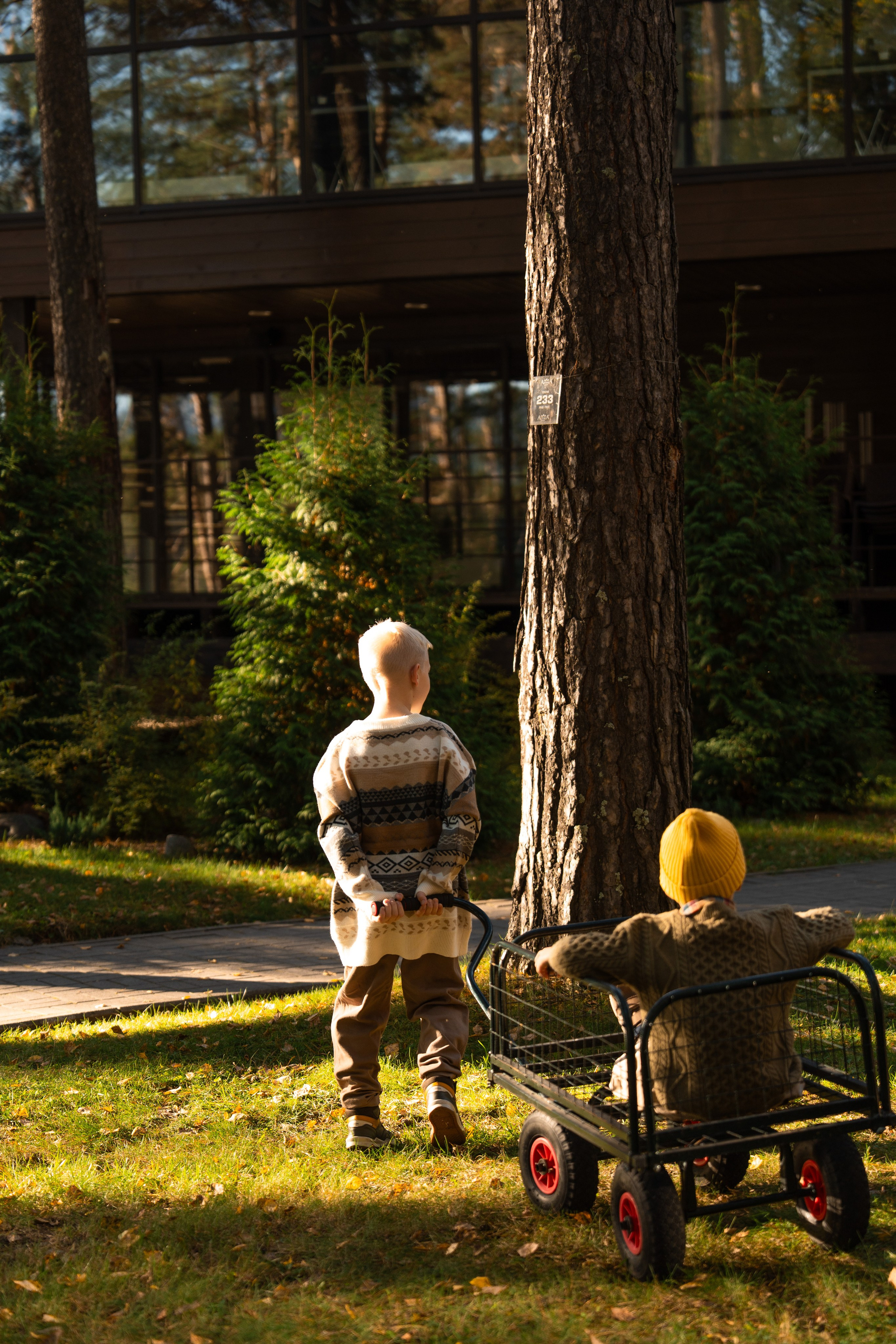 Семейная фотосессия в Москве для большой семьи. Свадебный фотограф в Москве Анна Полушина