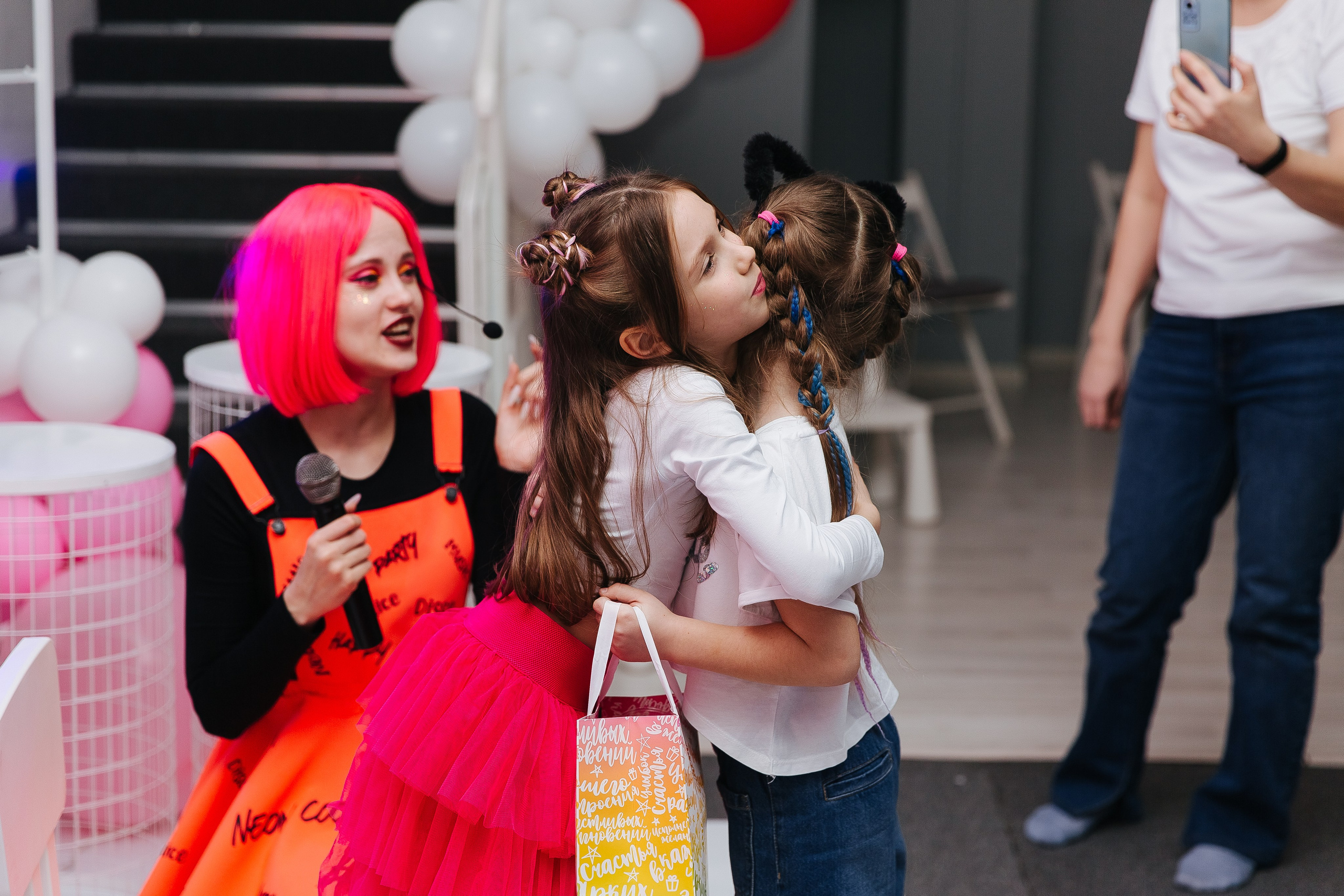 Неоновая вечеринка. Фотограф в Красноярске Любовь Малеева