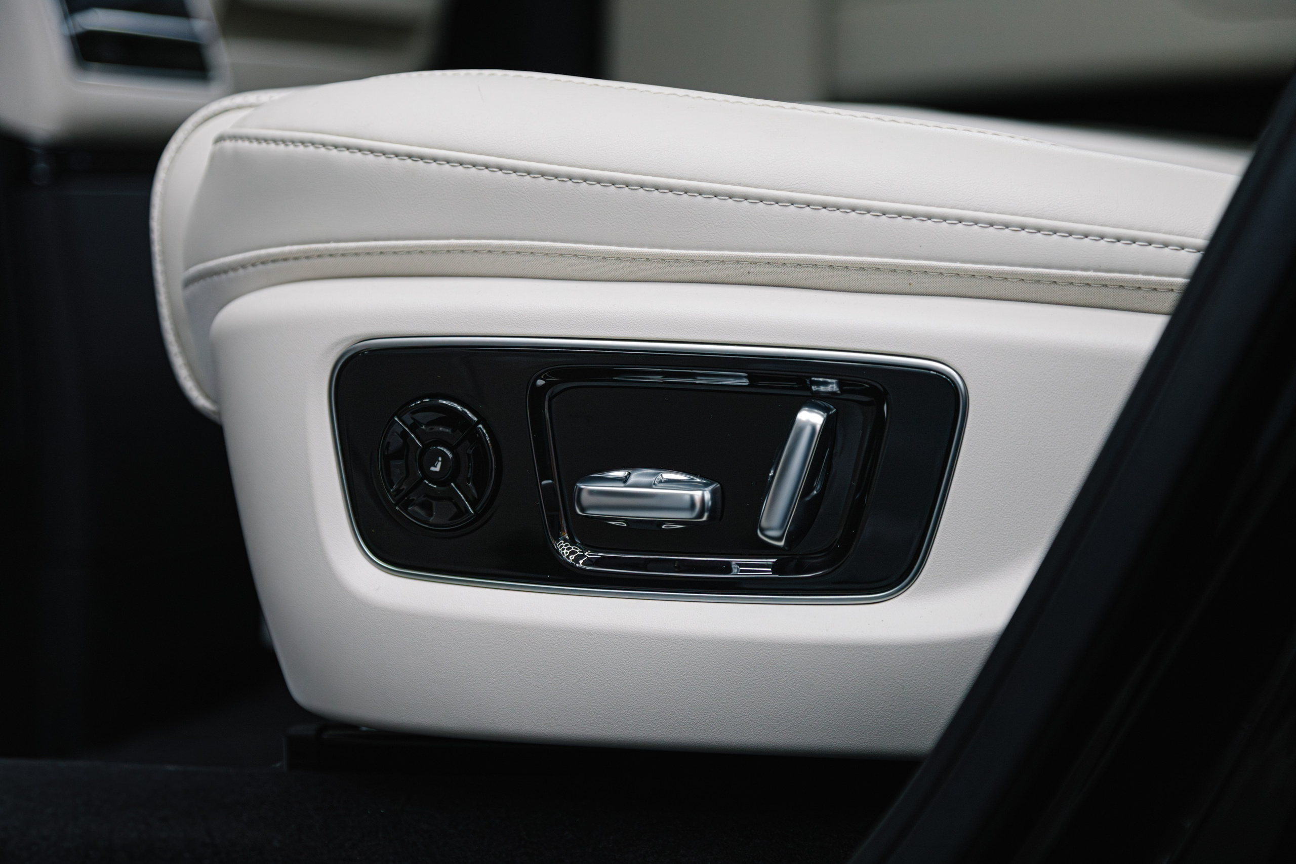 Открытие автосалона Li Auto. Артур Иликчян — Wedding & Event фотограф в Краснодаре