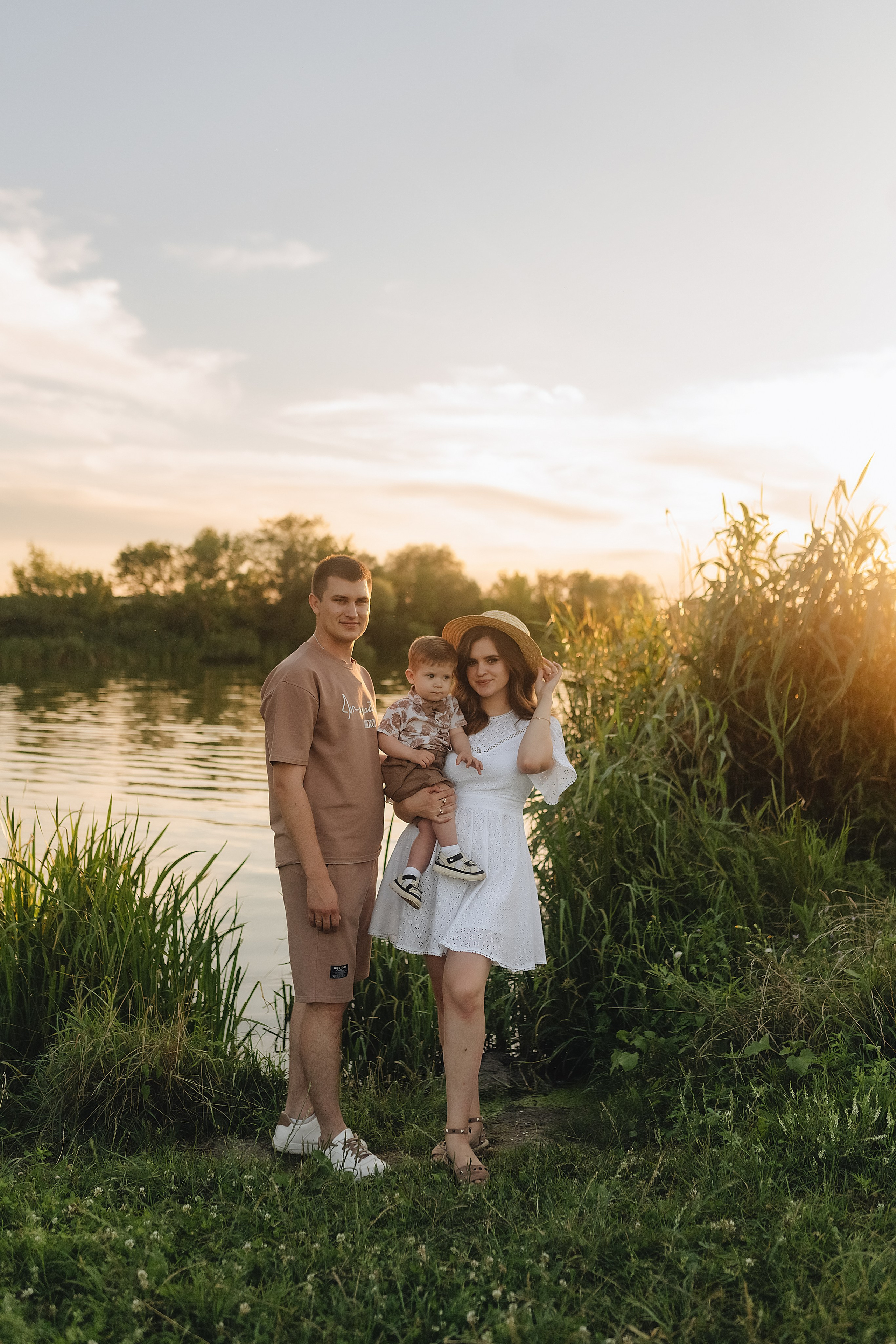 Светлана, Сергей и Женя | Семейная съемка на закате. Фотограф Карина Шмулёва. Воронеж и область