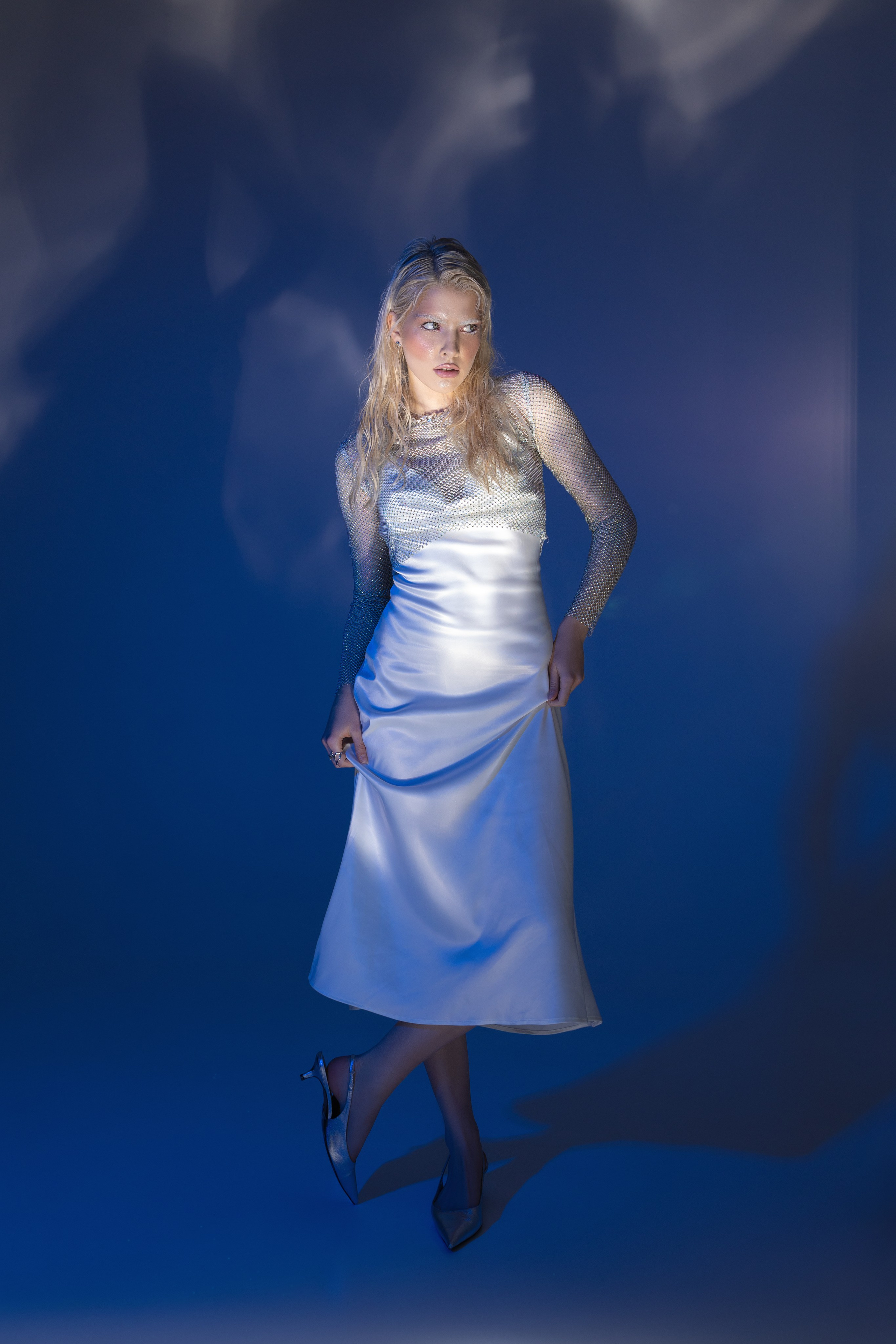 Цветной свет и фигуры. Фотограф Минск