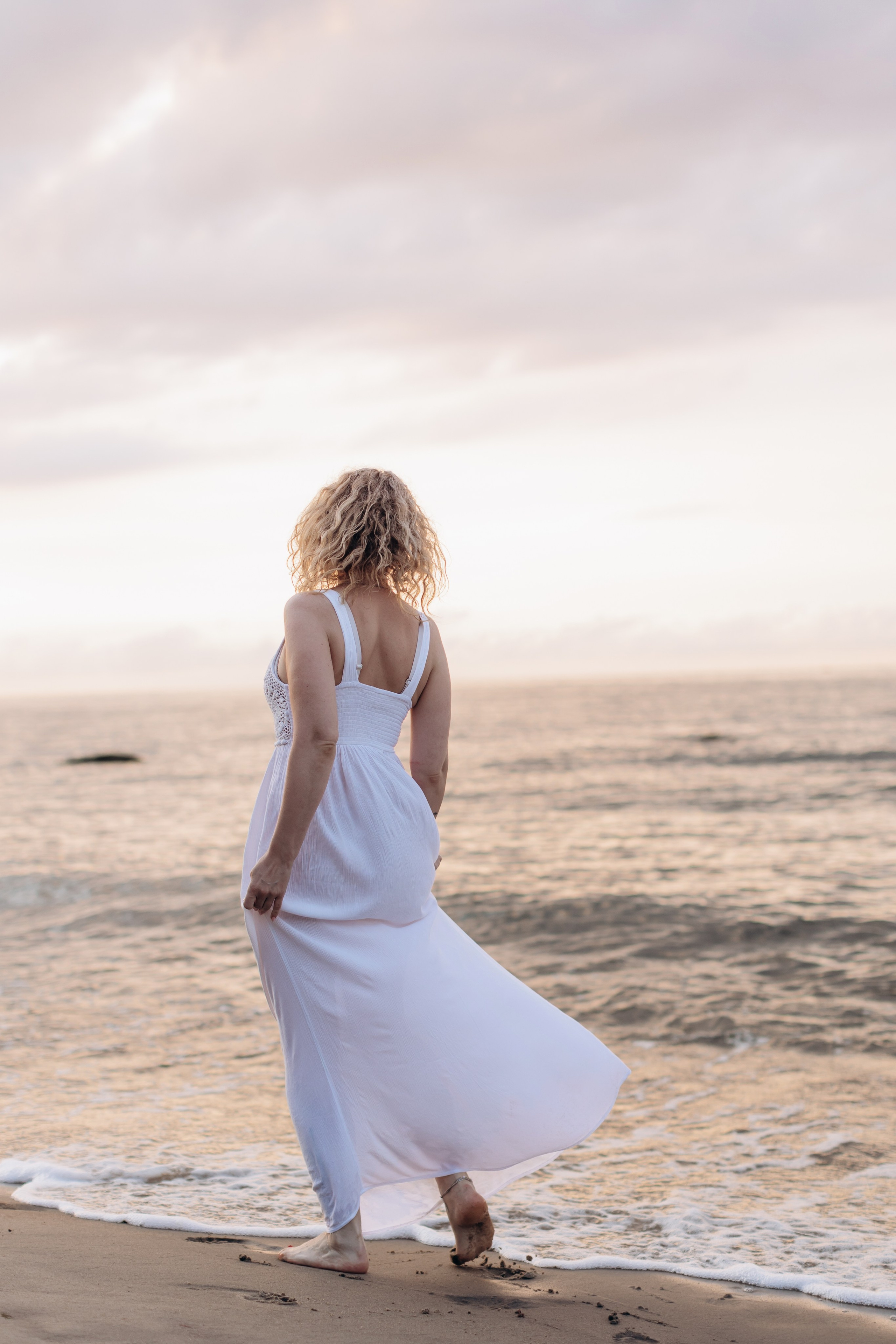 Подруги Отрадное море лето закат. Фотограф в Калининграде свадебная фотография, репортажная, фотосессии