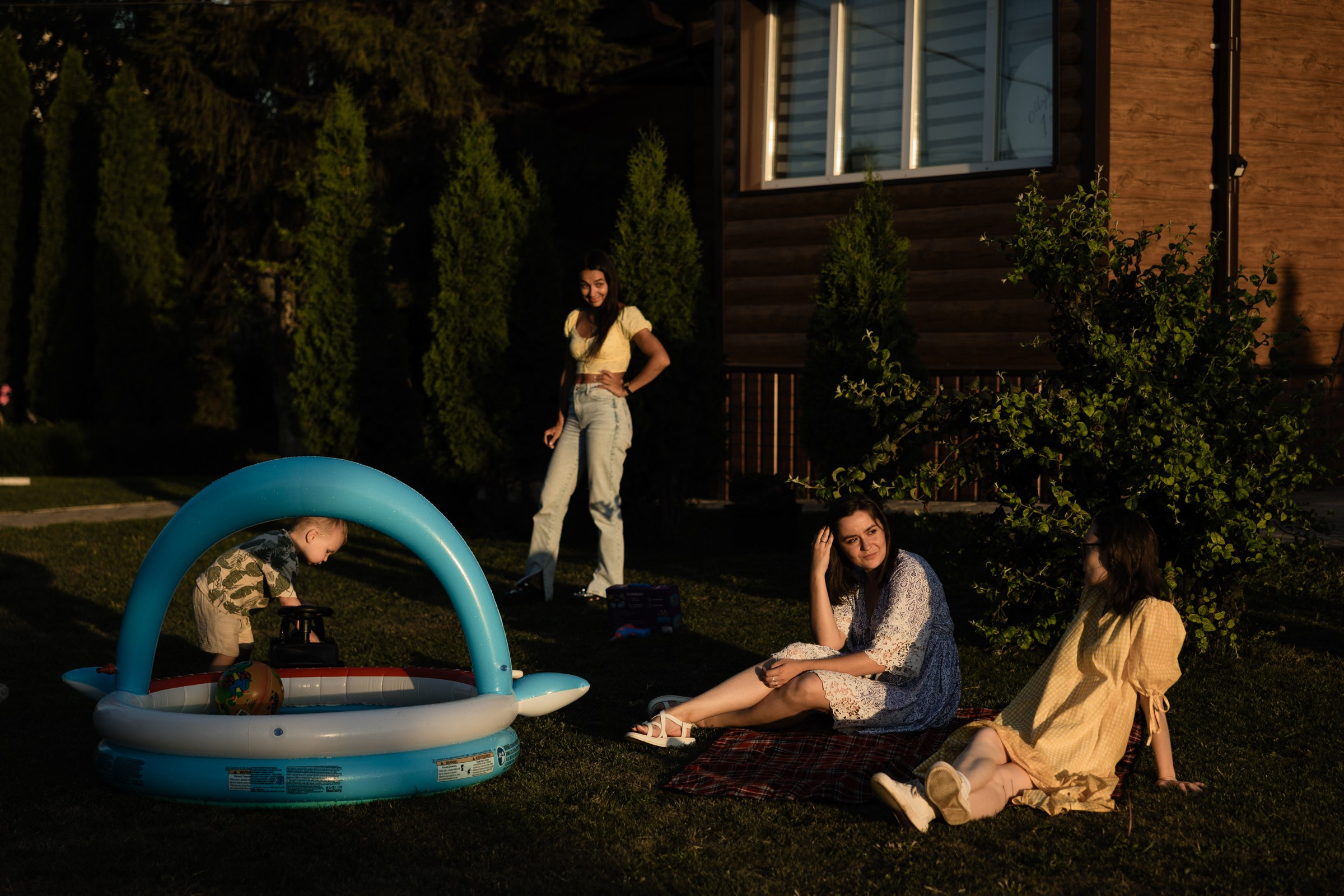 Семейная фотосессия за городом в Воронеже. Свадебный фотограф в Воронеже Куколев Илья