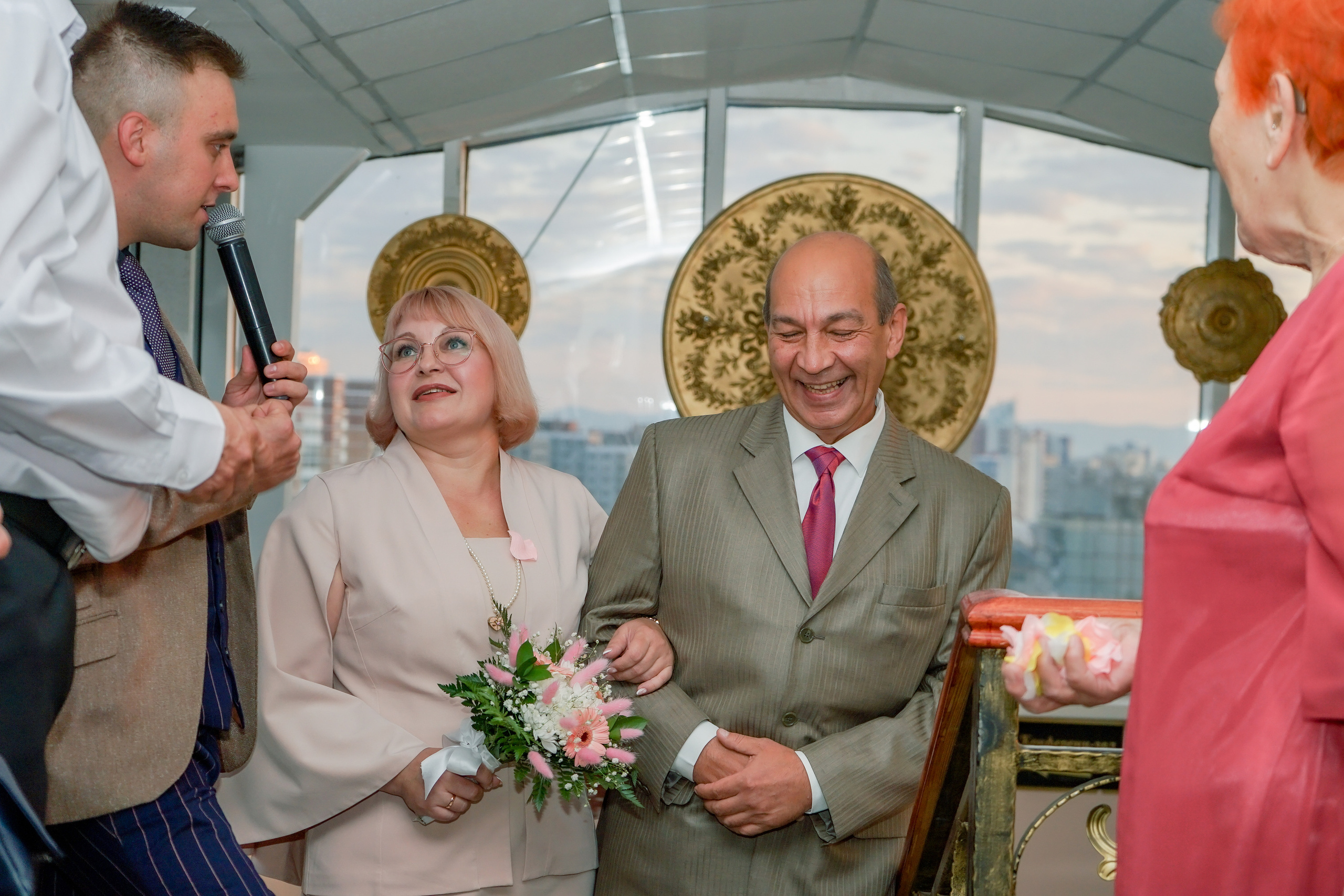 Встреча пожилых людей