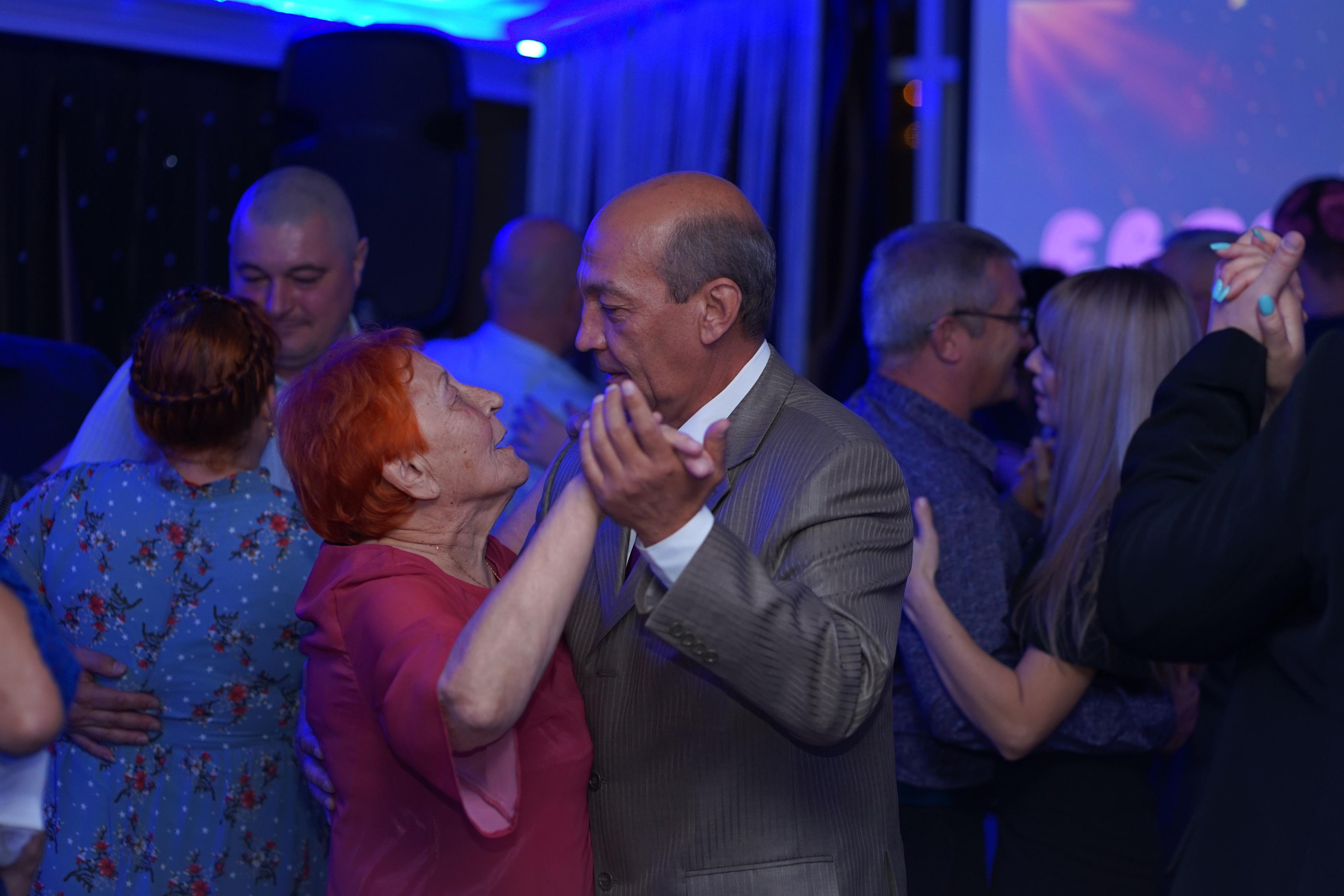 Съёмка свадебного банкета. Фотограф в Хабаровске