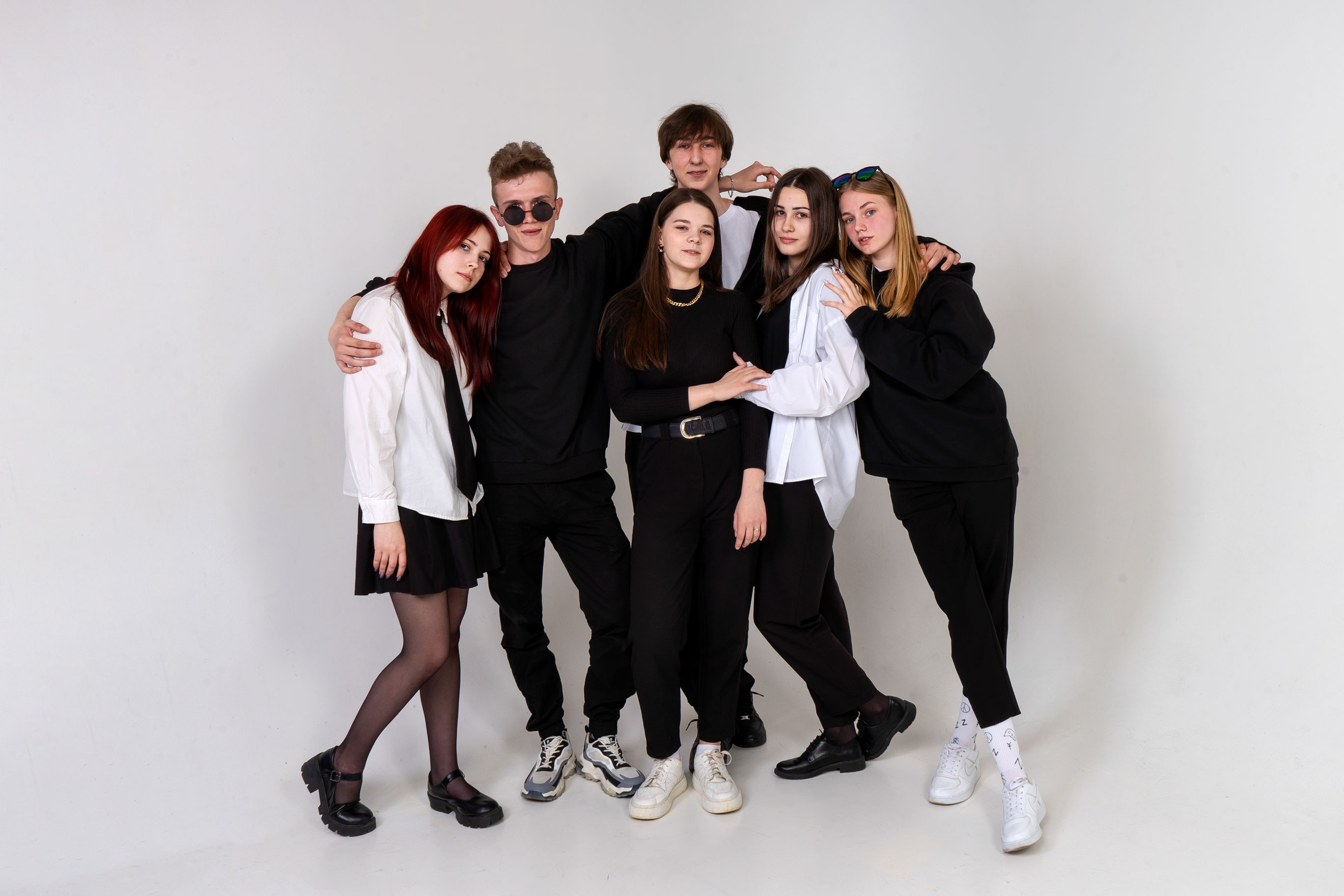 Детские портреты для школьного альбома в фотостудии. Фотограф в Хабаровске