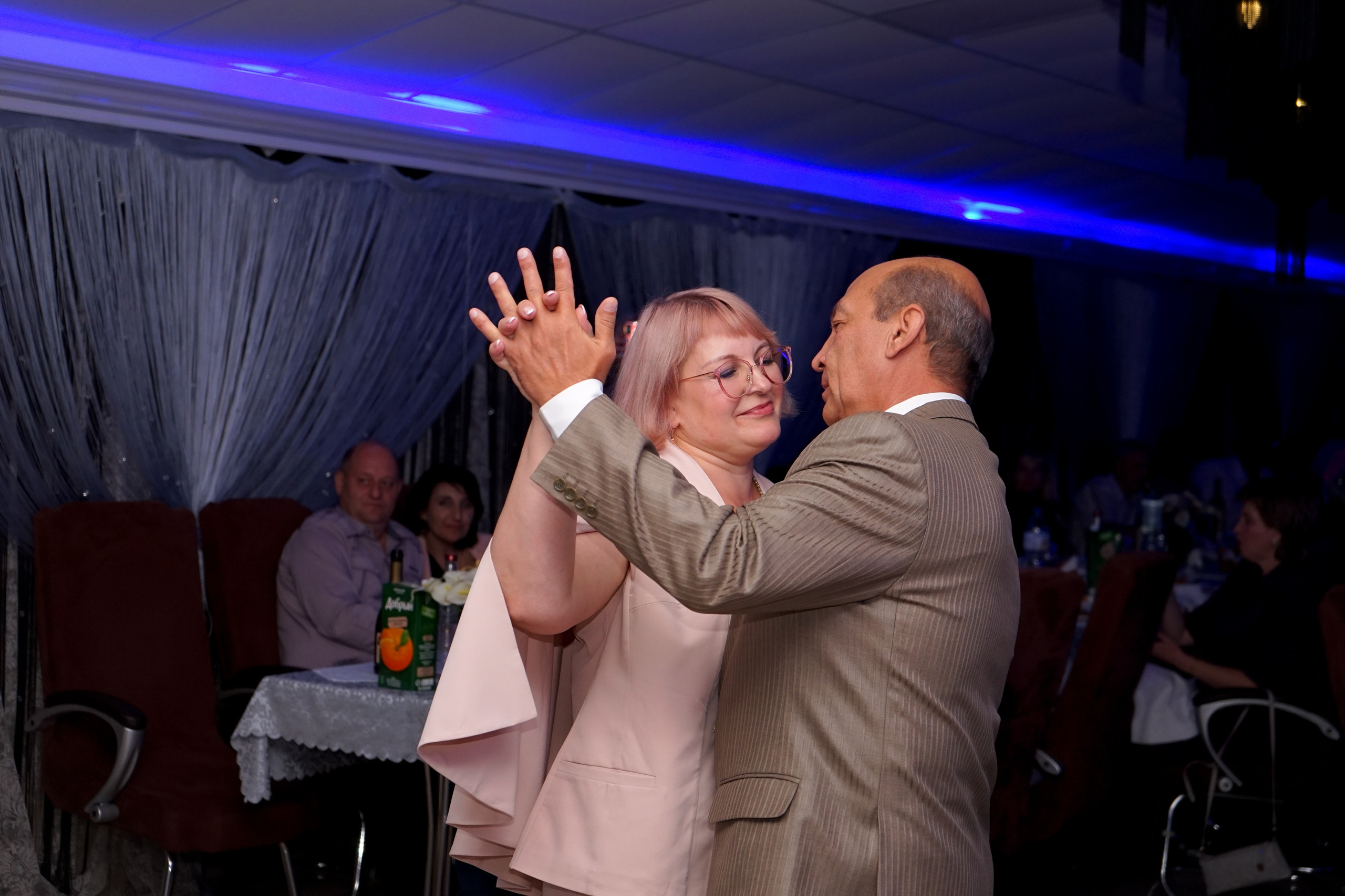 Съёмка свадебного банкета. Фотограф в Хабаровске