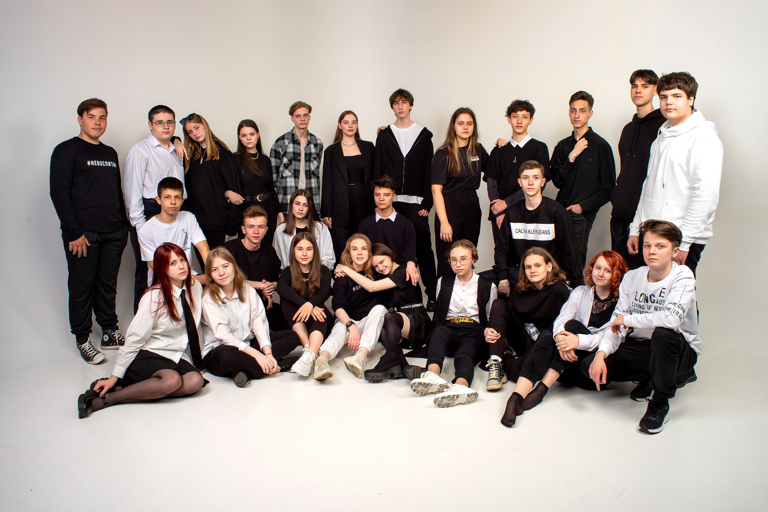 Детские портреты для школьного альбома в фотостудии. Фотограф в Хабаровске