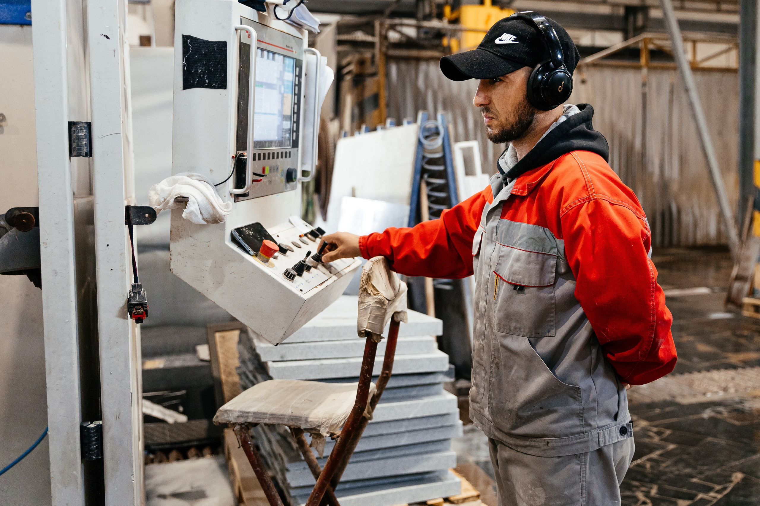 Камнеобрабатывающий завод. Ваш самый лучший фотограф!