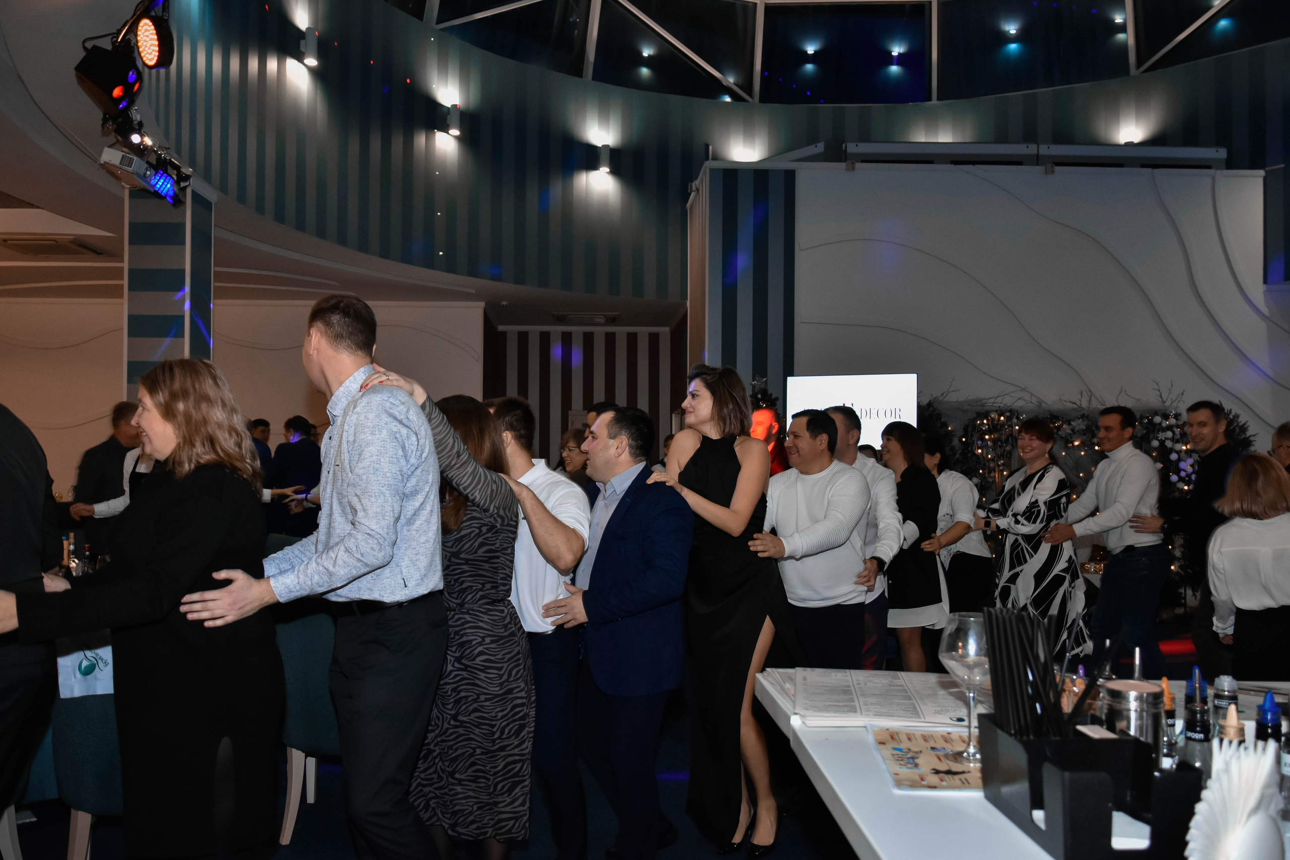 Корпоратив. Женский фотограф в Людиново и Киров