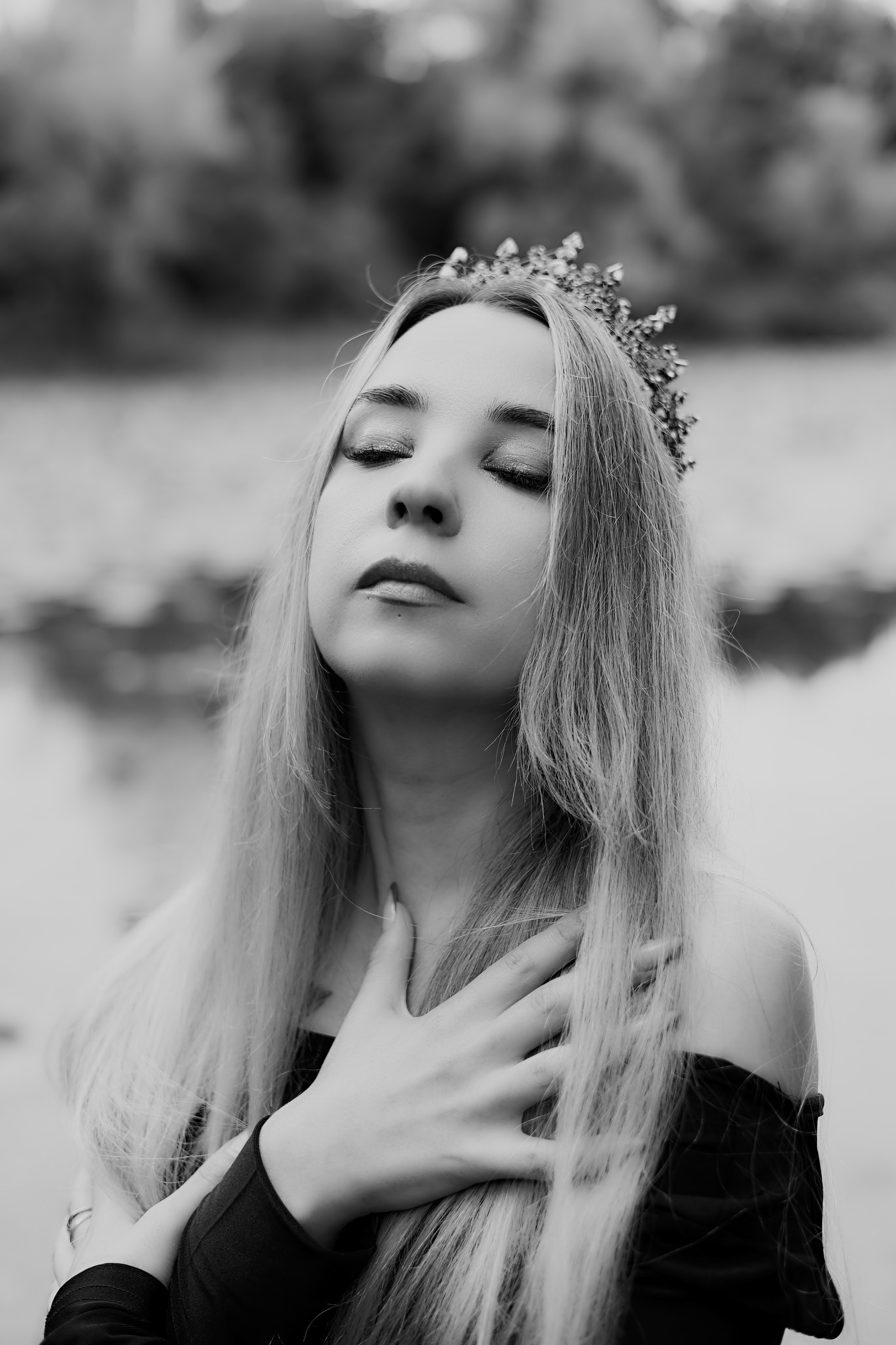 Инна в черном. Фотограф в Москве и Московской области Юлия Паршикова