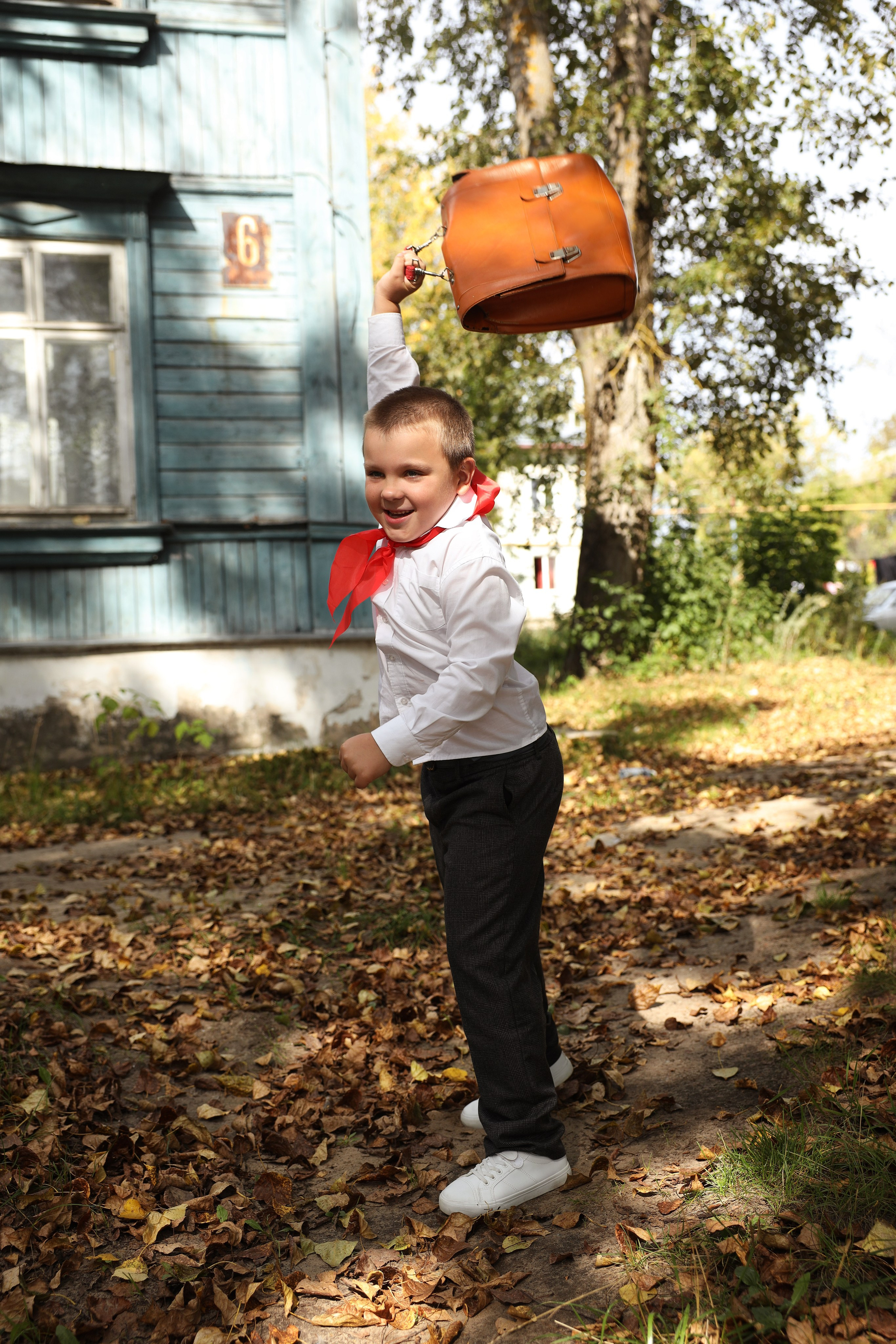 Пионерский галстук и счастье в глазах. Семейный и детский фотограф г. Москва Супрунова Кристина