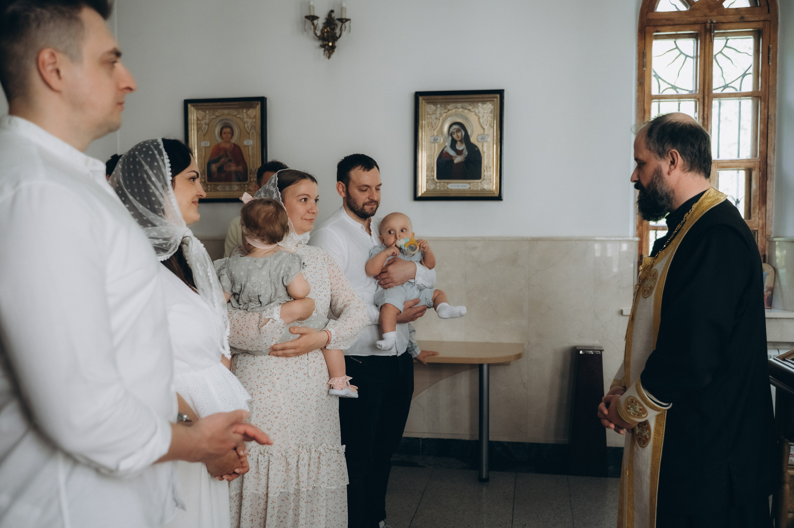 Крещение Мии и Льва. Семейный фотограф в Минске Дарья Дреко