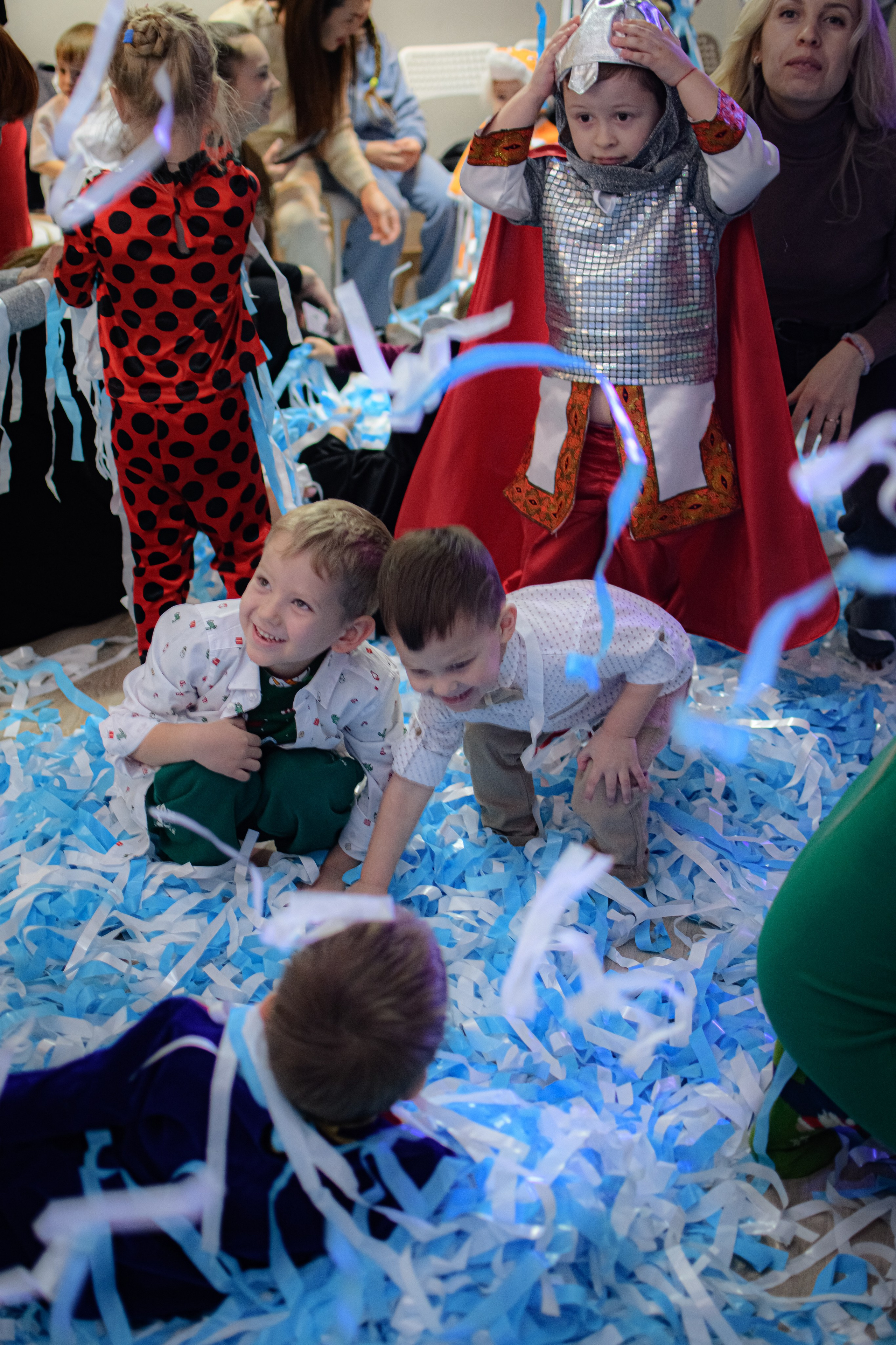 HAPPY NEW YEAR. Photokarish