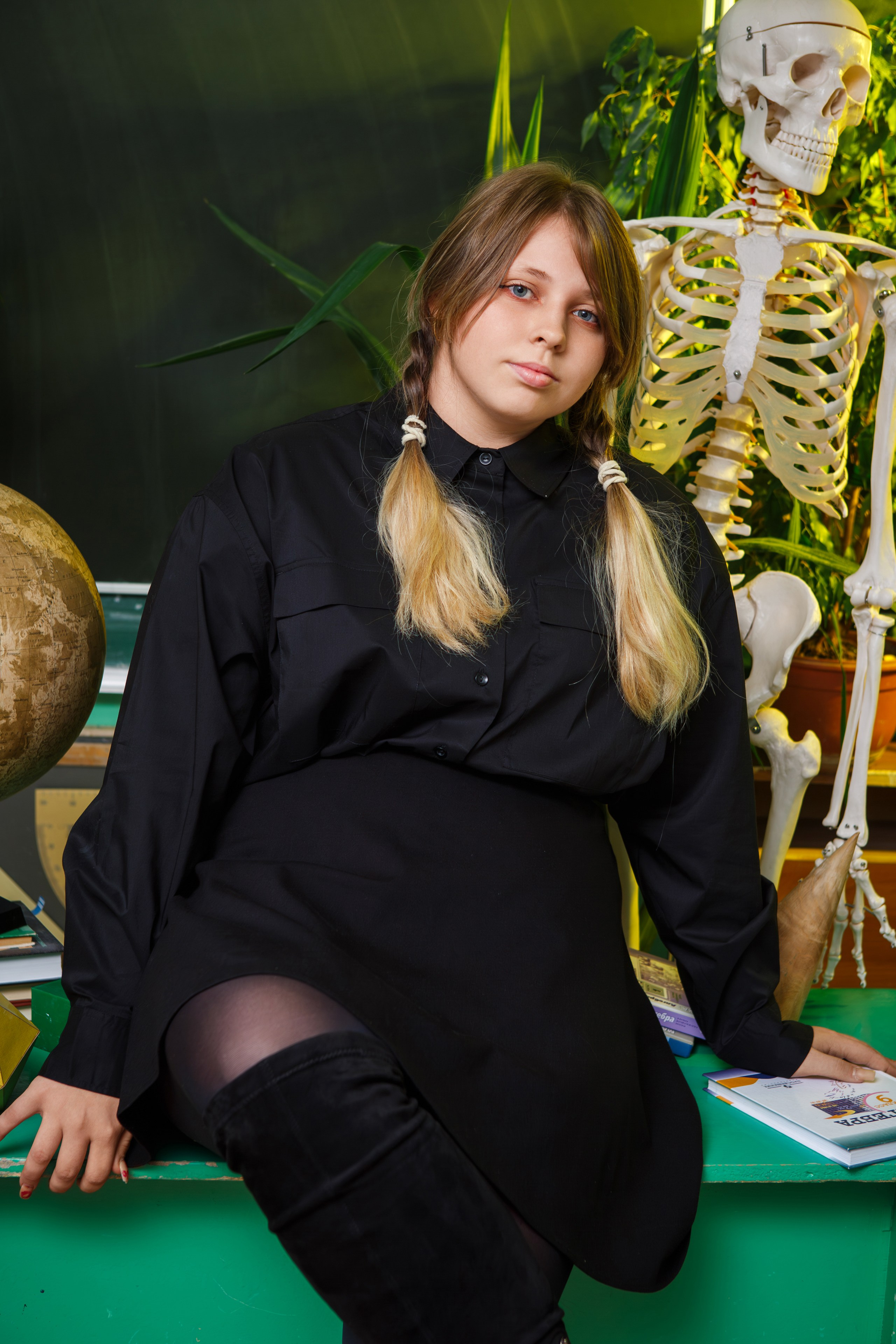 ПОРТРЕТНАЯ ФОТОСЕССИЯ В КЛАССЕ ДЛЯ 9 КЛАССОВ. ТВОЙ АЛЬБОМ / ТВОИ ПРАВИЛА